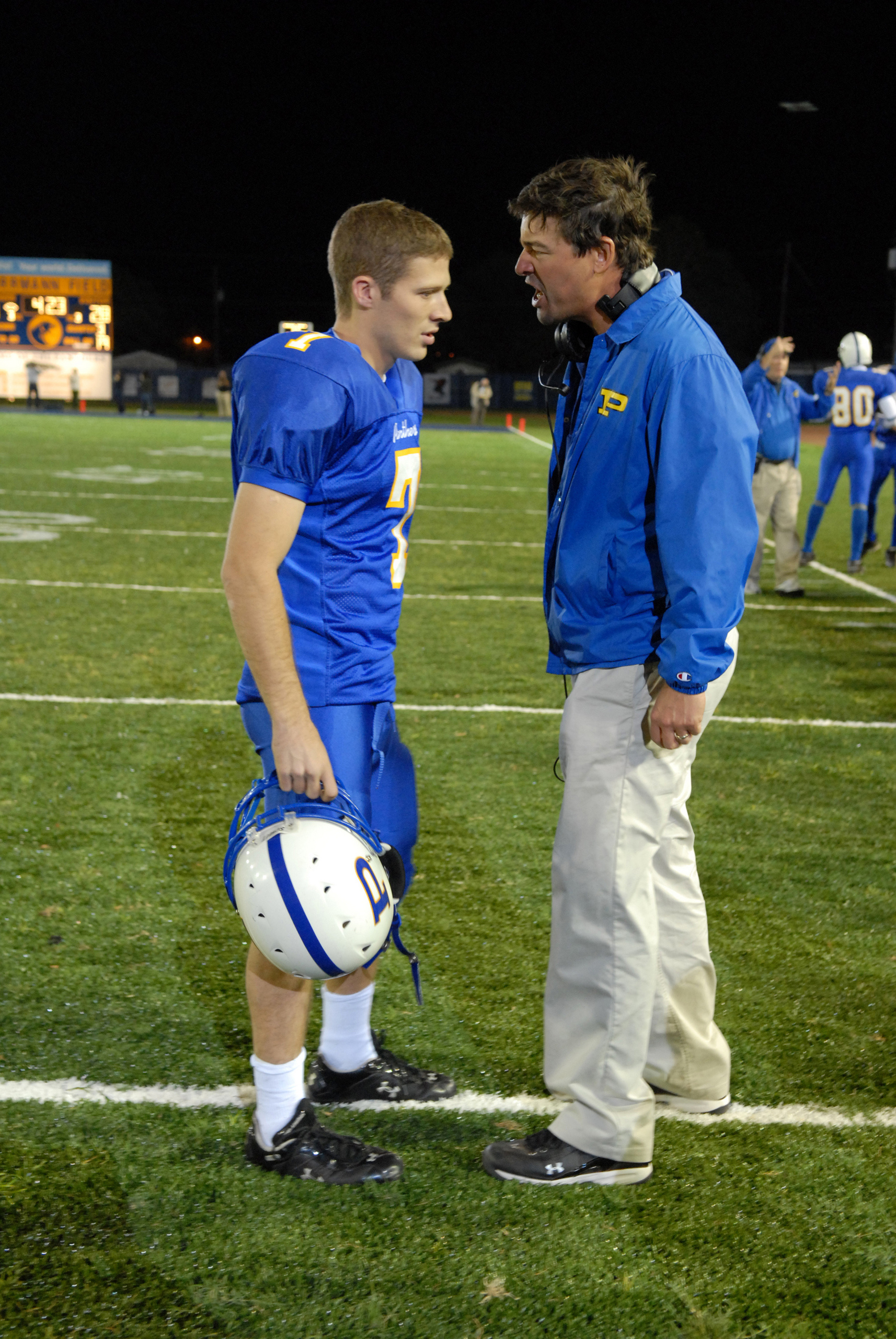 Friday Night Lights, Matt and Coach Taylor, Fanpop tribute, Enduring mentorship, 1720x2560 HD Phone