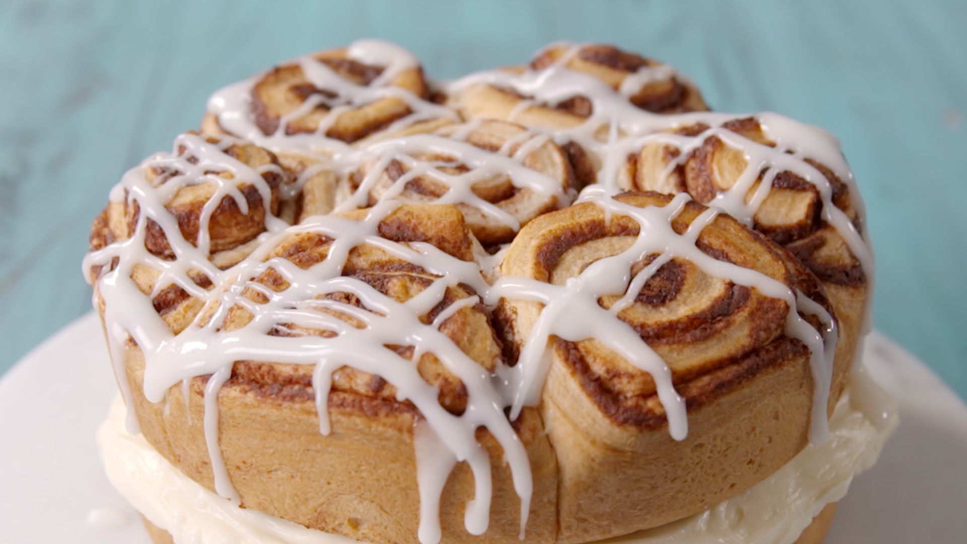 Cinnabon, Cinnabun cake, Baking tutorial, Dessert recipe, 1920x1080 Full HD Desktop