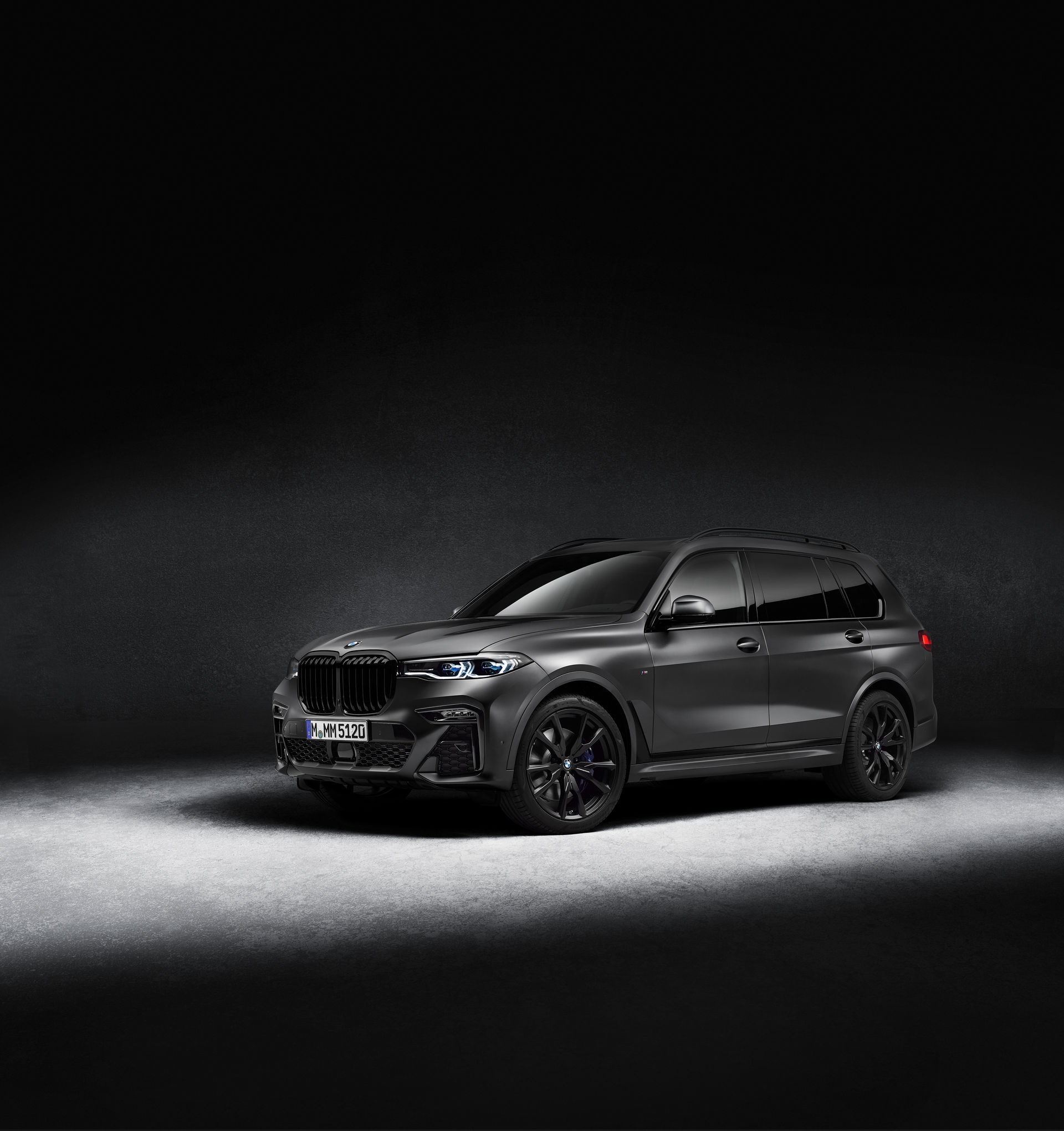 BMW X7, Dark Shadow Edition, Luxury SUV, Motortread, 1920x2040 HD Phone