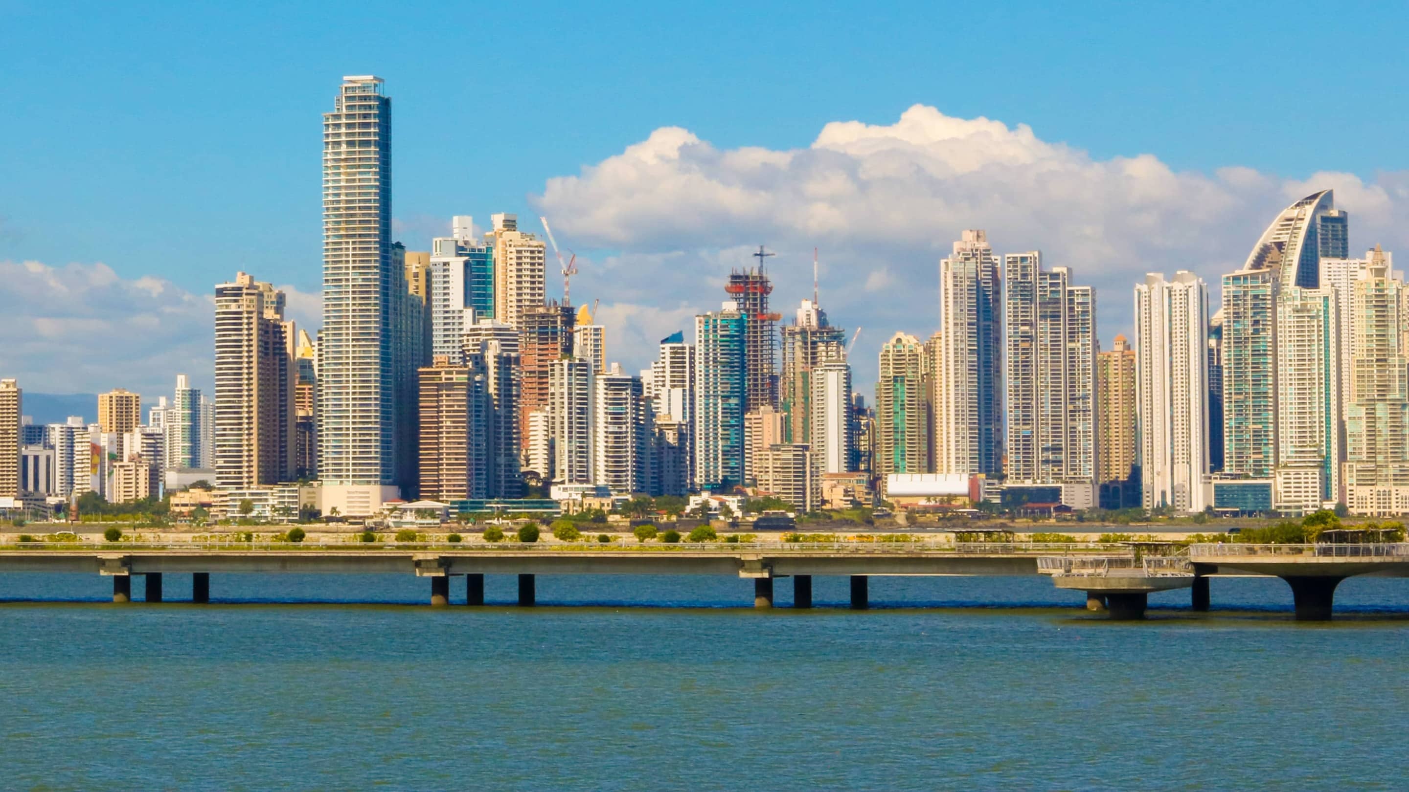 Skyline, Panama City Wallpaper, 2880x1620 HD Desktop