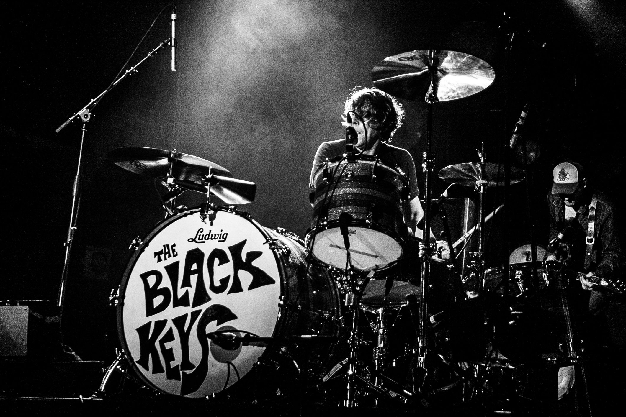 Air Canada Centre, The Black Keys (Band) Wallpaper, 2130x1420 HD Desktop