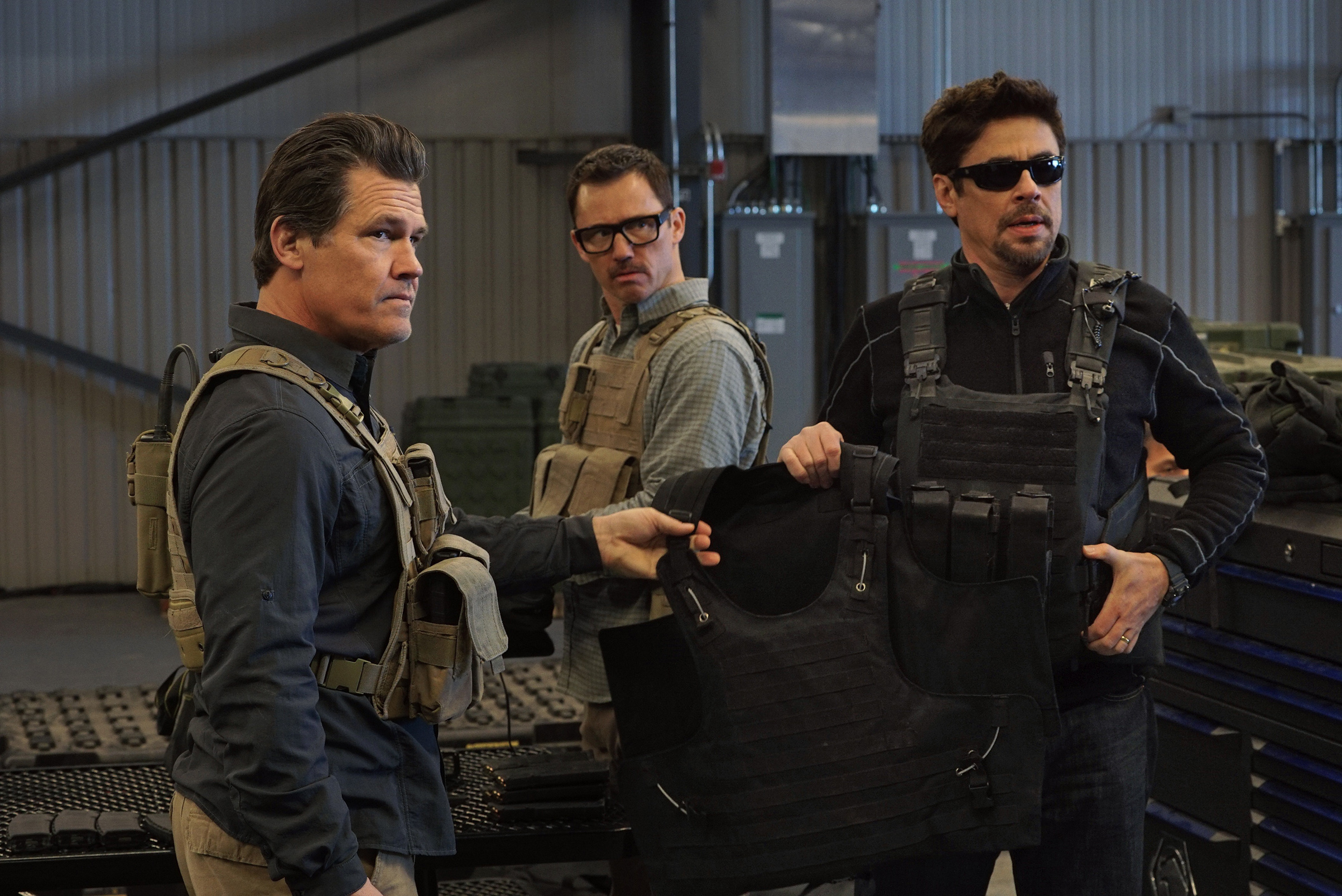 Sicario: Day of the Soldado, Returns to the Border, Time, 2410x1610 HD Desktop