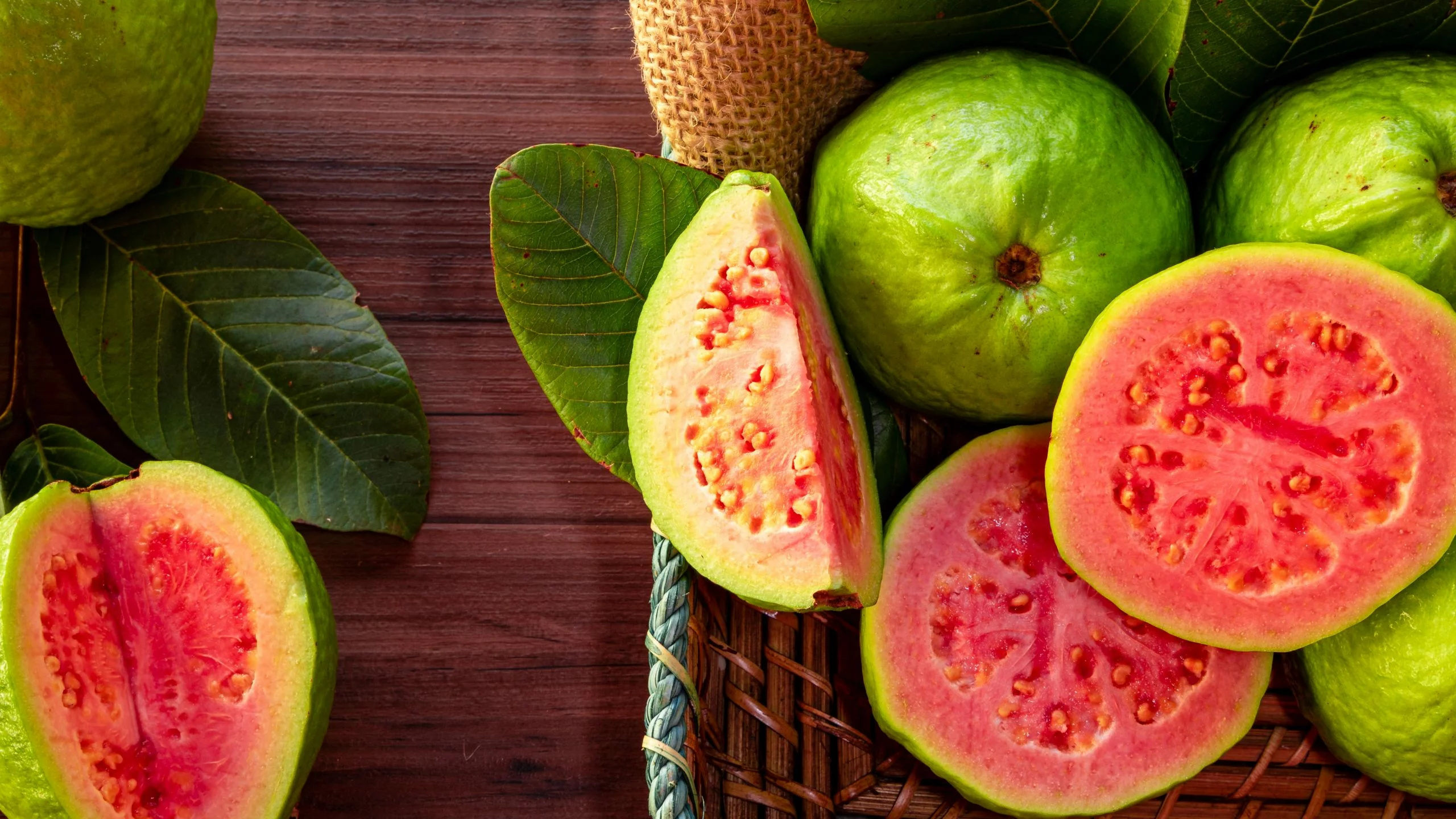 Guava health benefits, Nutrient-rich fruit, Immune-boosting properties, Wellness promotion, 2560x1440 HD Desktop