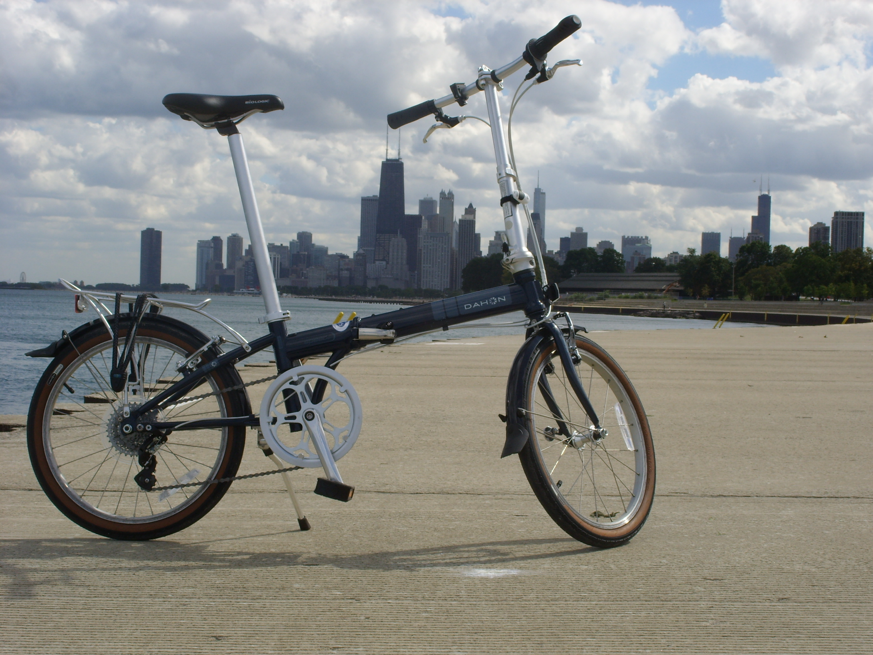 DAHON Chicago shop, Special discount, Folding bike sale, Affordable options, 2820x2120 HD Desktop