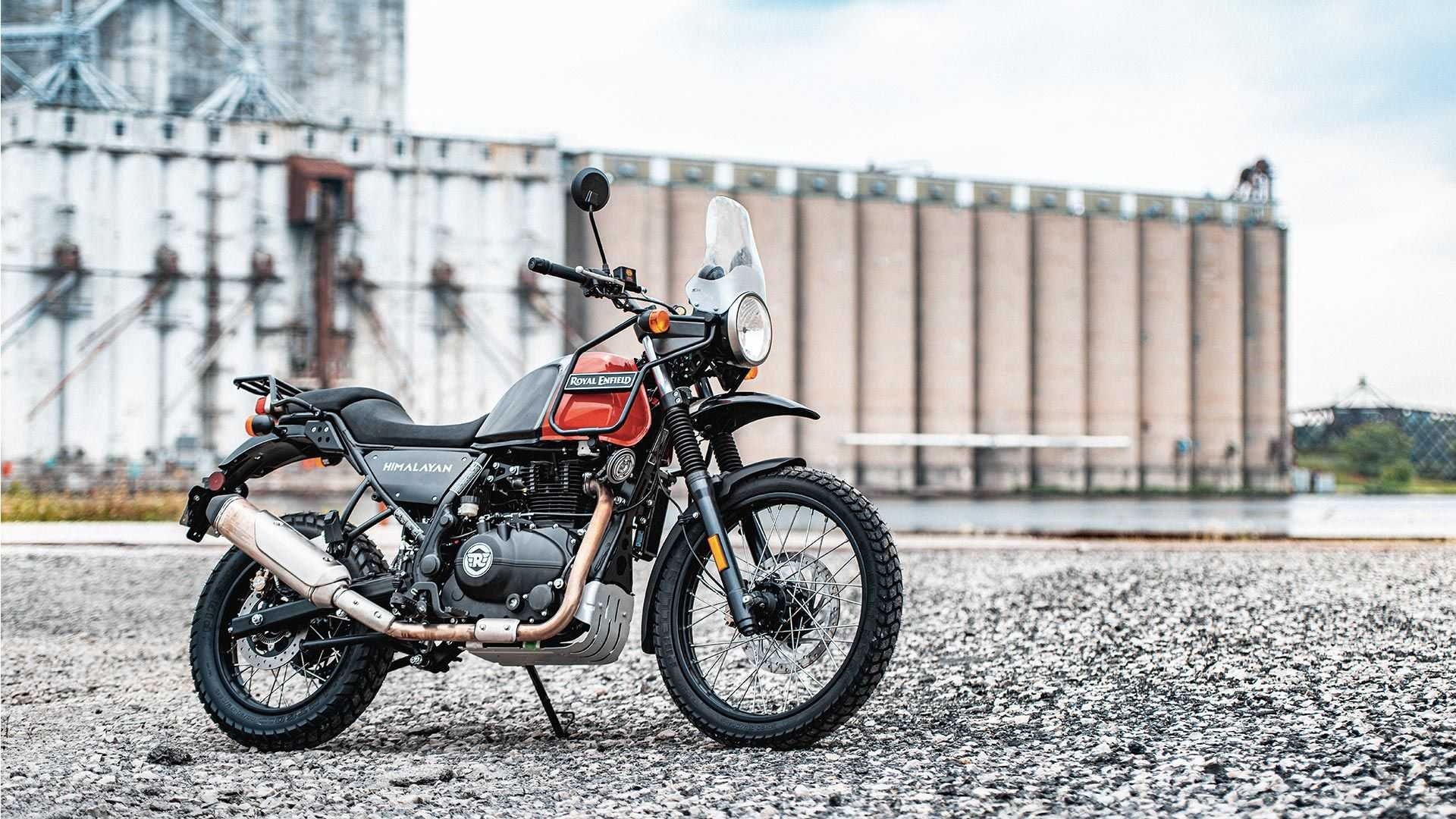 Royal Enfield Himalayan 411, industrial grain silos, gravel ground, Full HD Desktop wallpaper