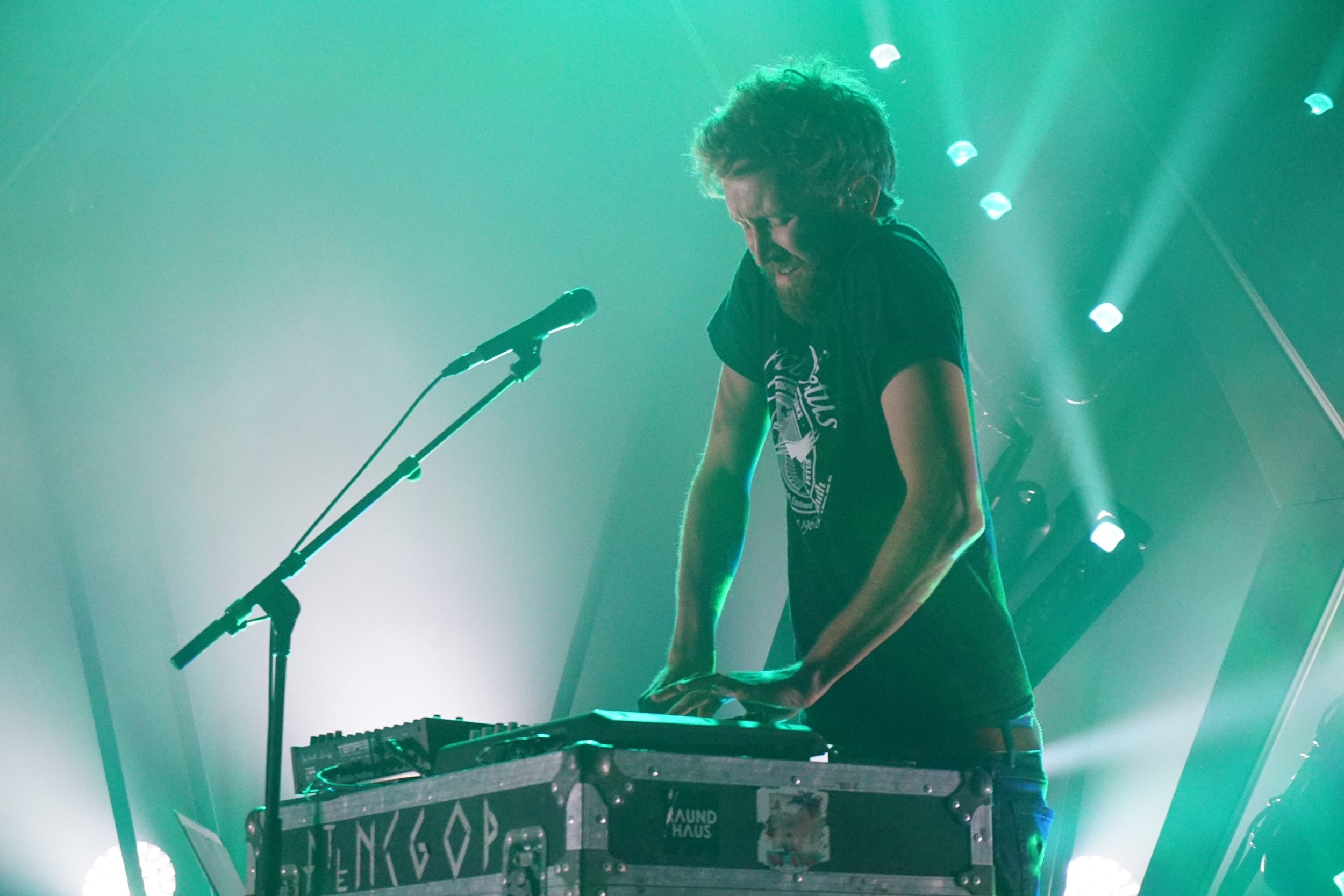 Sylvan Esso, Ryman Auditorium, Nashville, Music, 2500x1670 HD Desktop