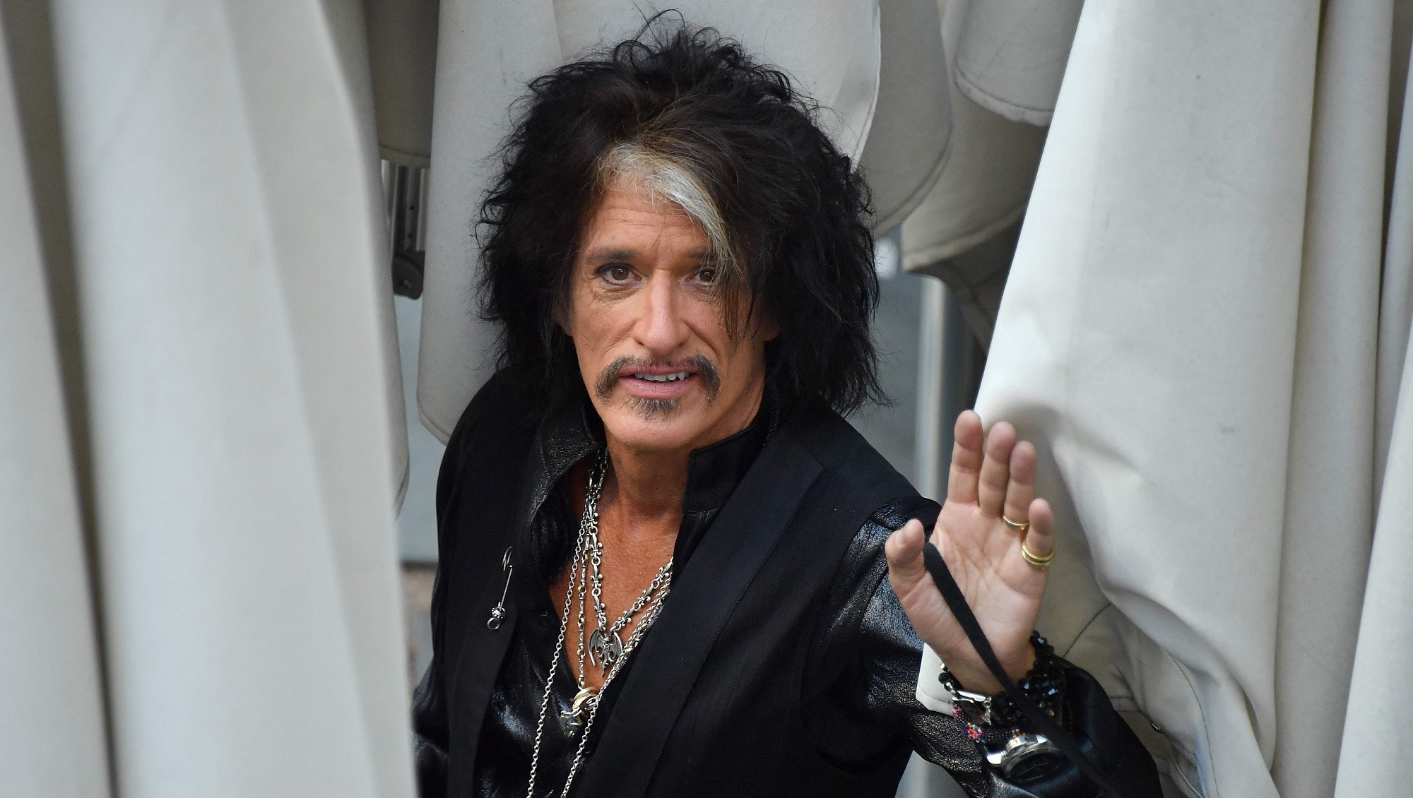 Joe Perry, 5 interesting facts, 2000x1130 HD Desktop