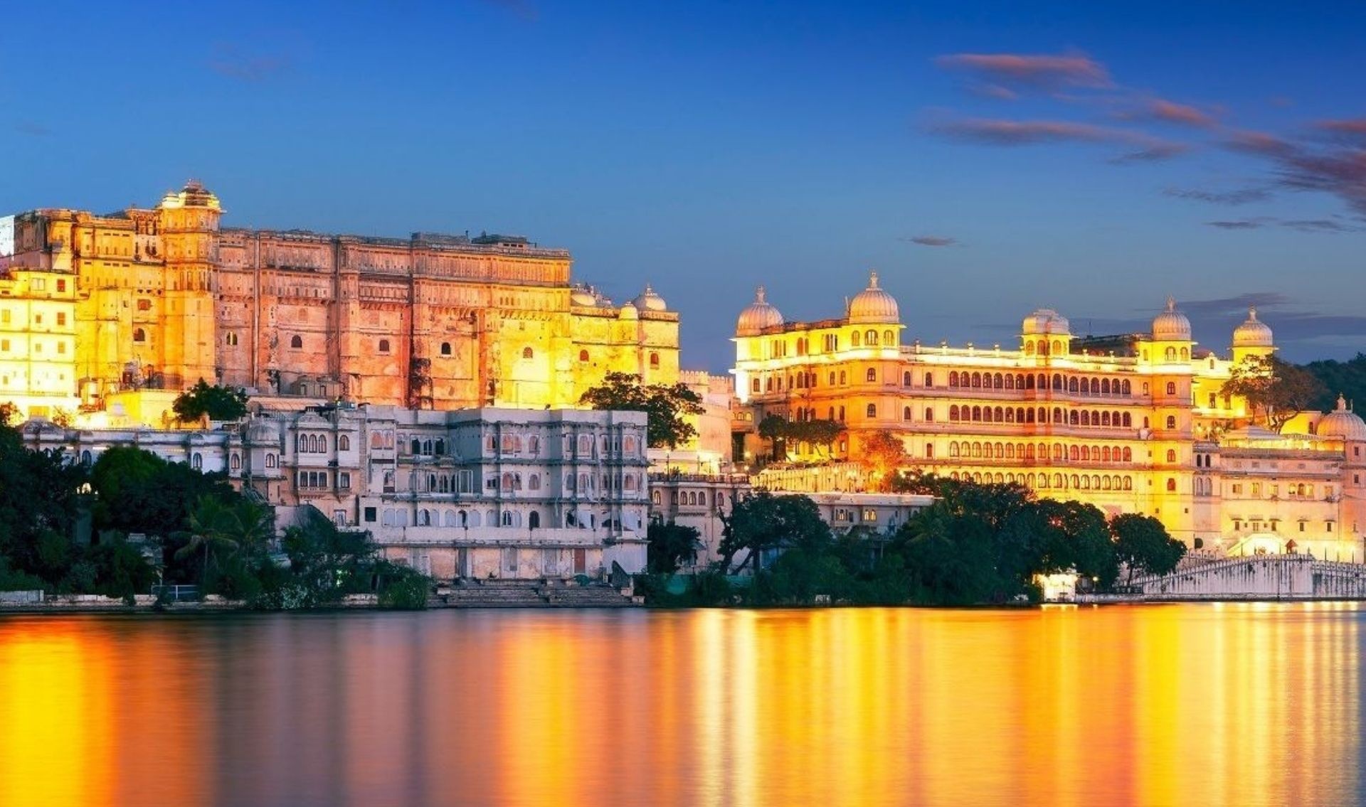 Lake Pichola, Popular attractions, Udaipur city, Rajasthan, 1920x1140 HD Desktop