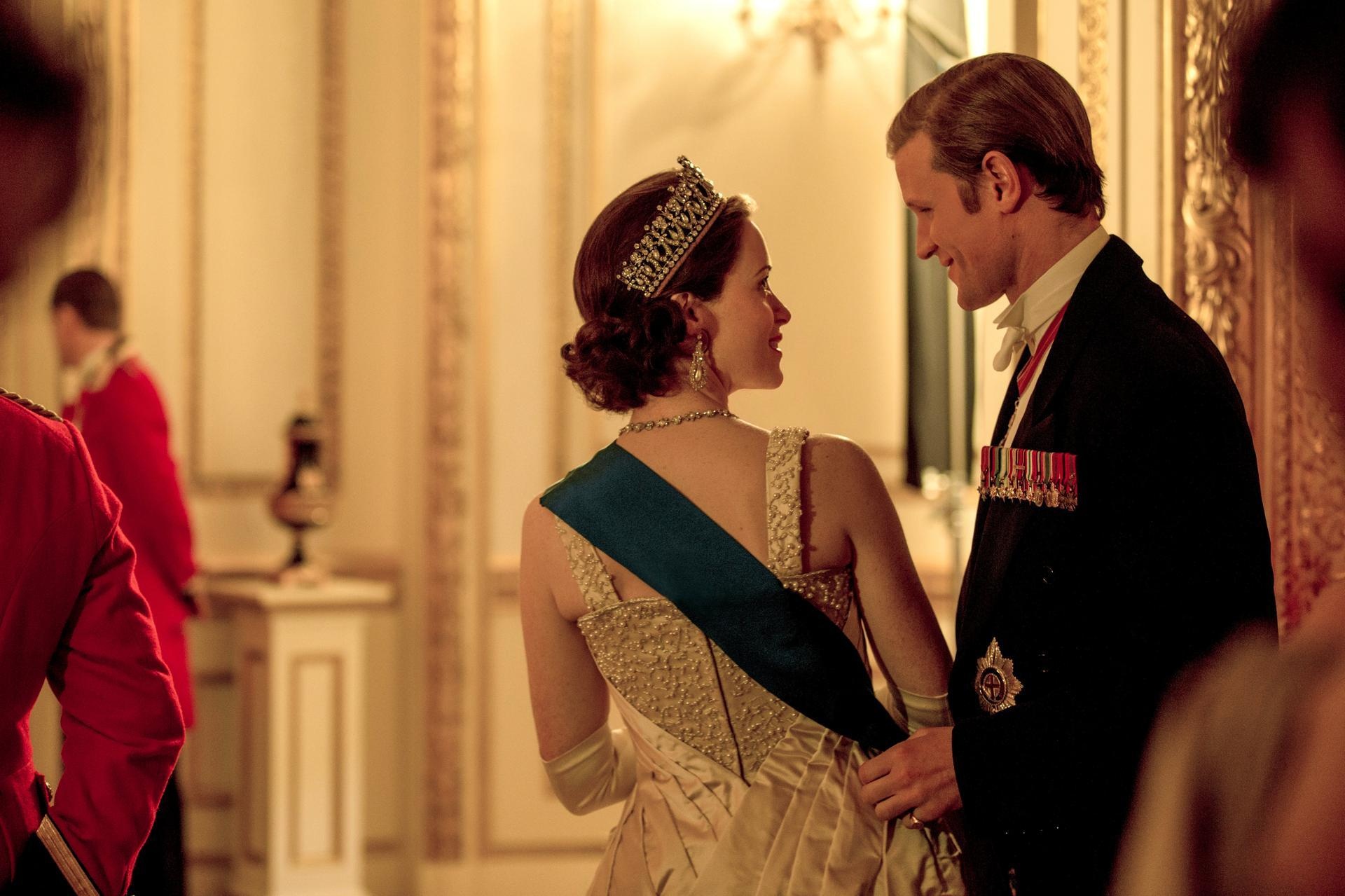 The Crown, Historical events, Queen Elizabeth II's trials, Dramatic storyline, 1920x1280 HD Desktop