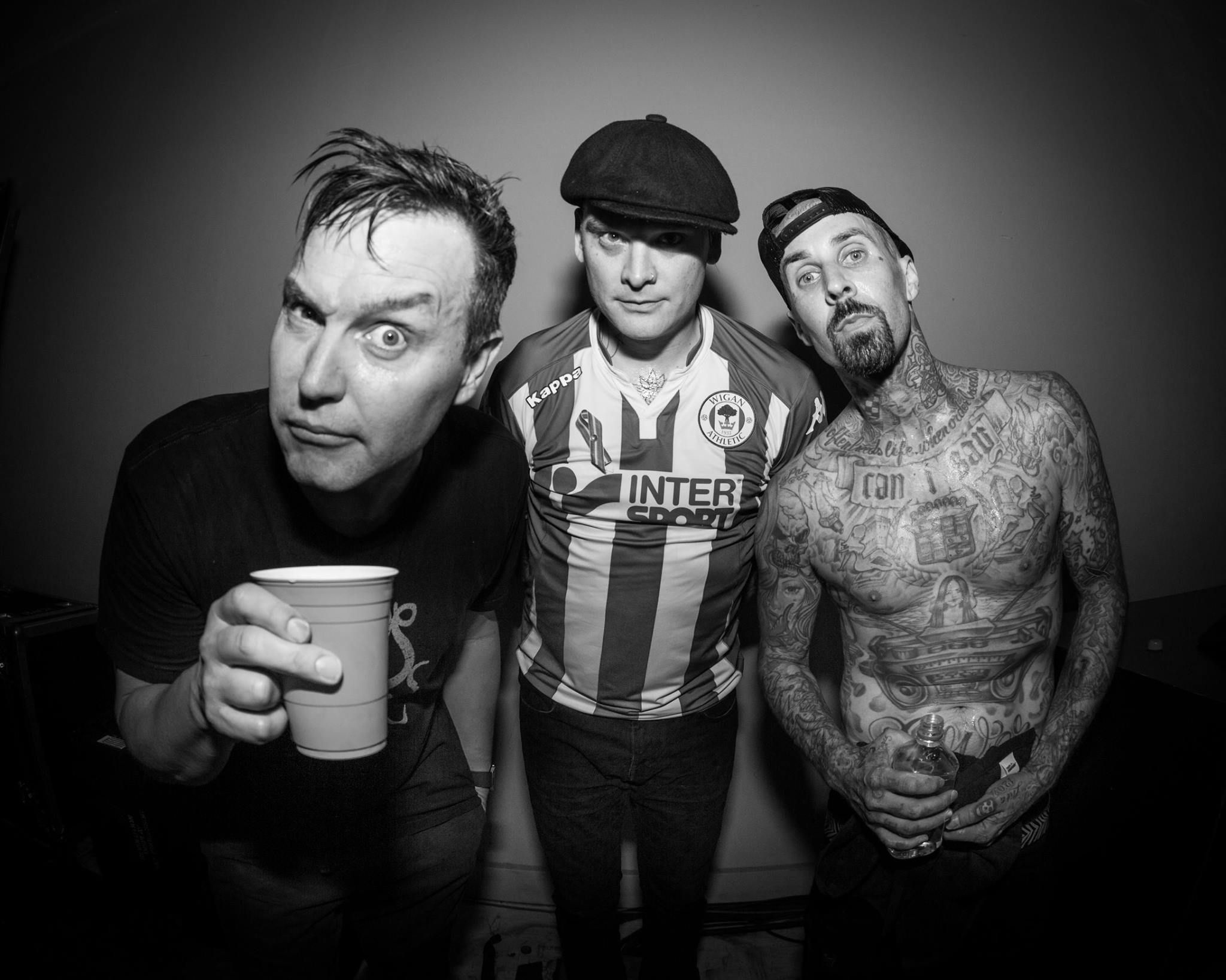 Blink-182 pop punk, Punk rock, California vibes, 2050x1640 HD Desktop