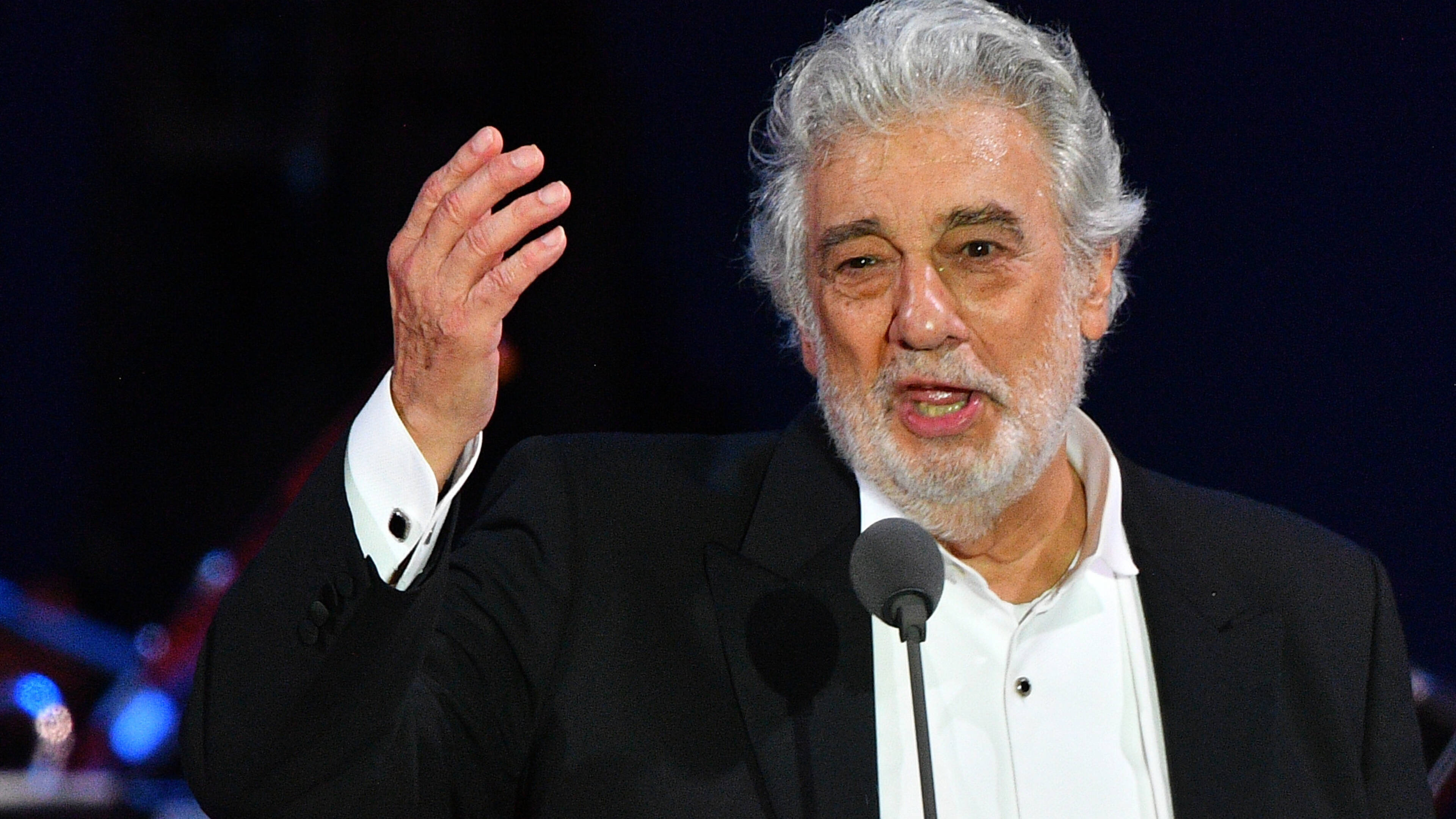 Placido Domingo, La Opera resignation, MeToo accusations, Career consequences, 3840x2160 4K Desktop