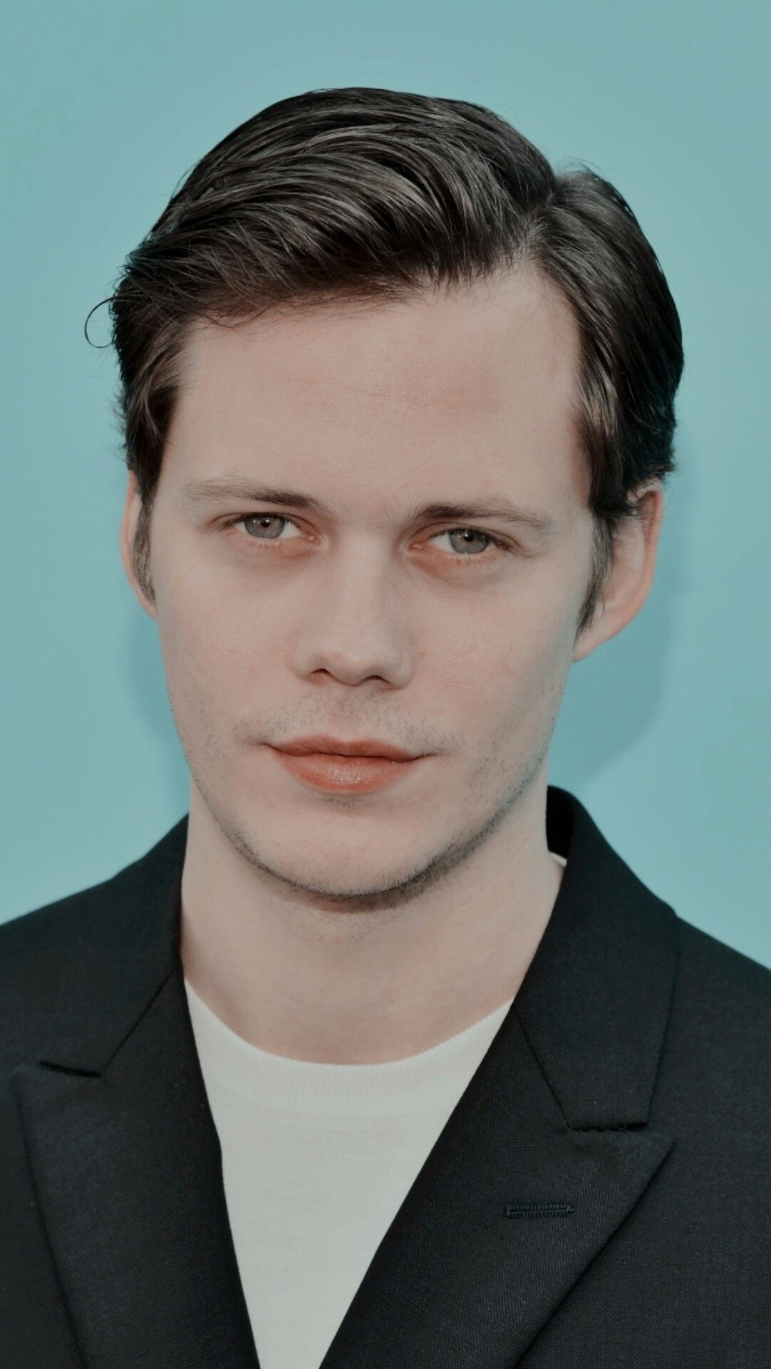 Bill Skarsgard lockscreen wallpaper, Image, Background, Phone, 1090x1920 HD Phone