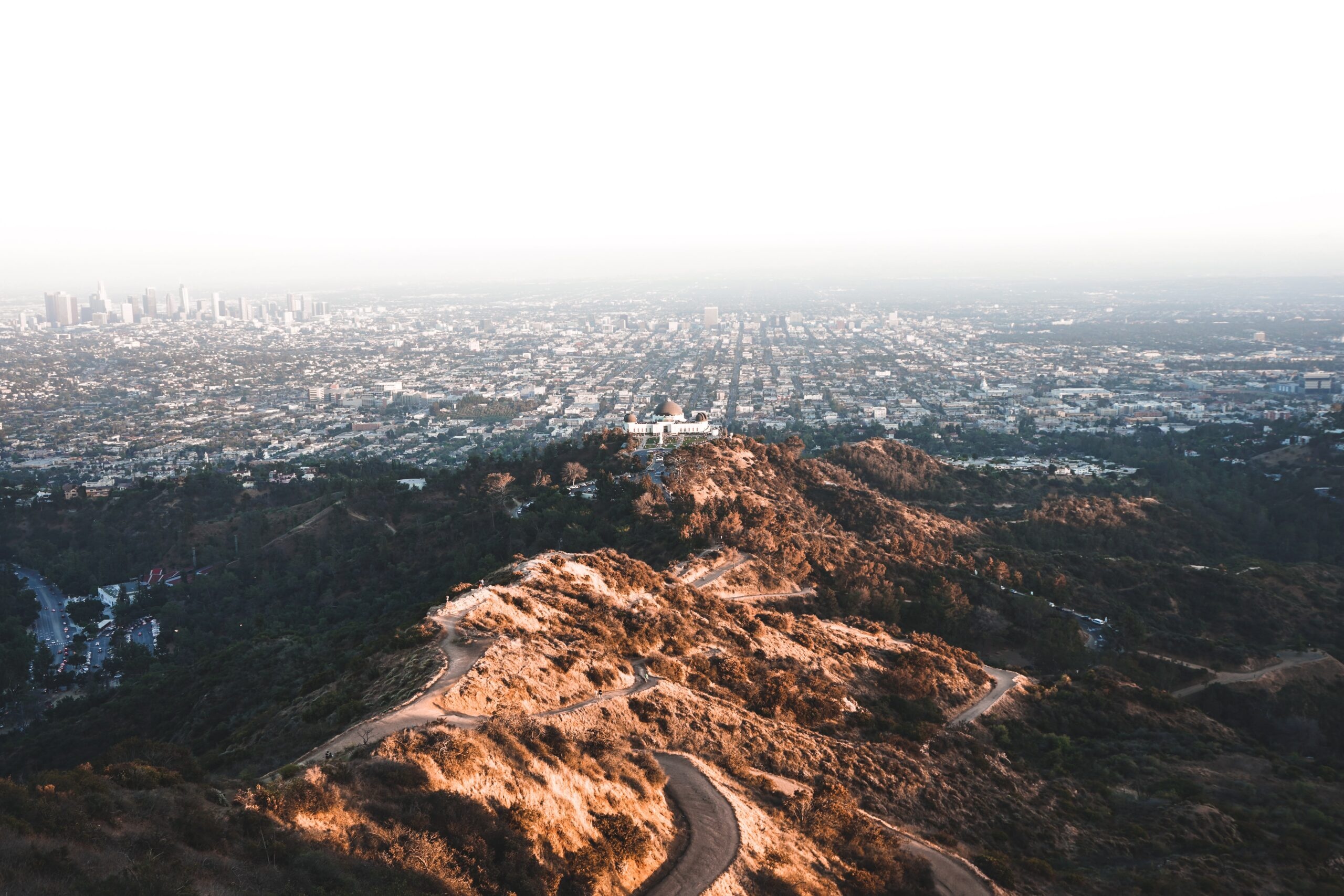 Griffith Observatory, Southern California, Gateway to the cosmos, 2560x1710 HD Desktop