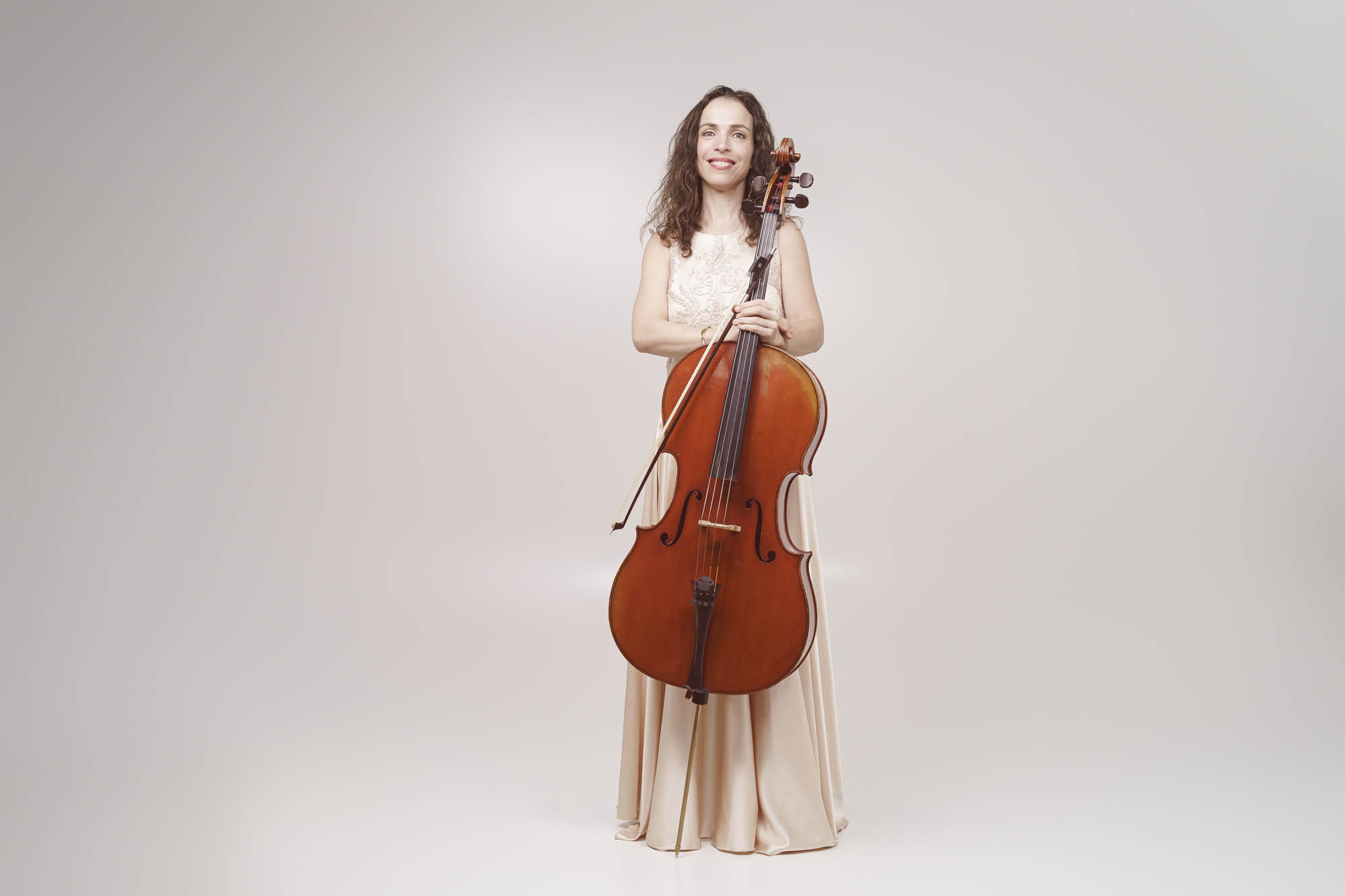 Talented cellist, Musical virtuoso, Elegant performance, Classical music, 2000x1340 HD Desktop