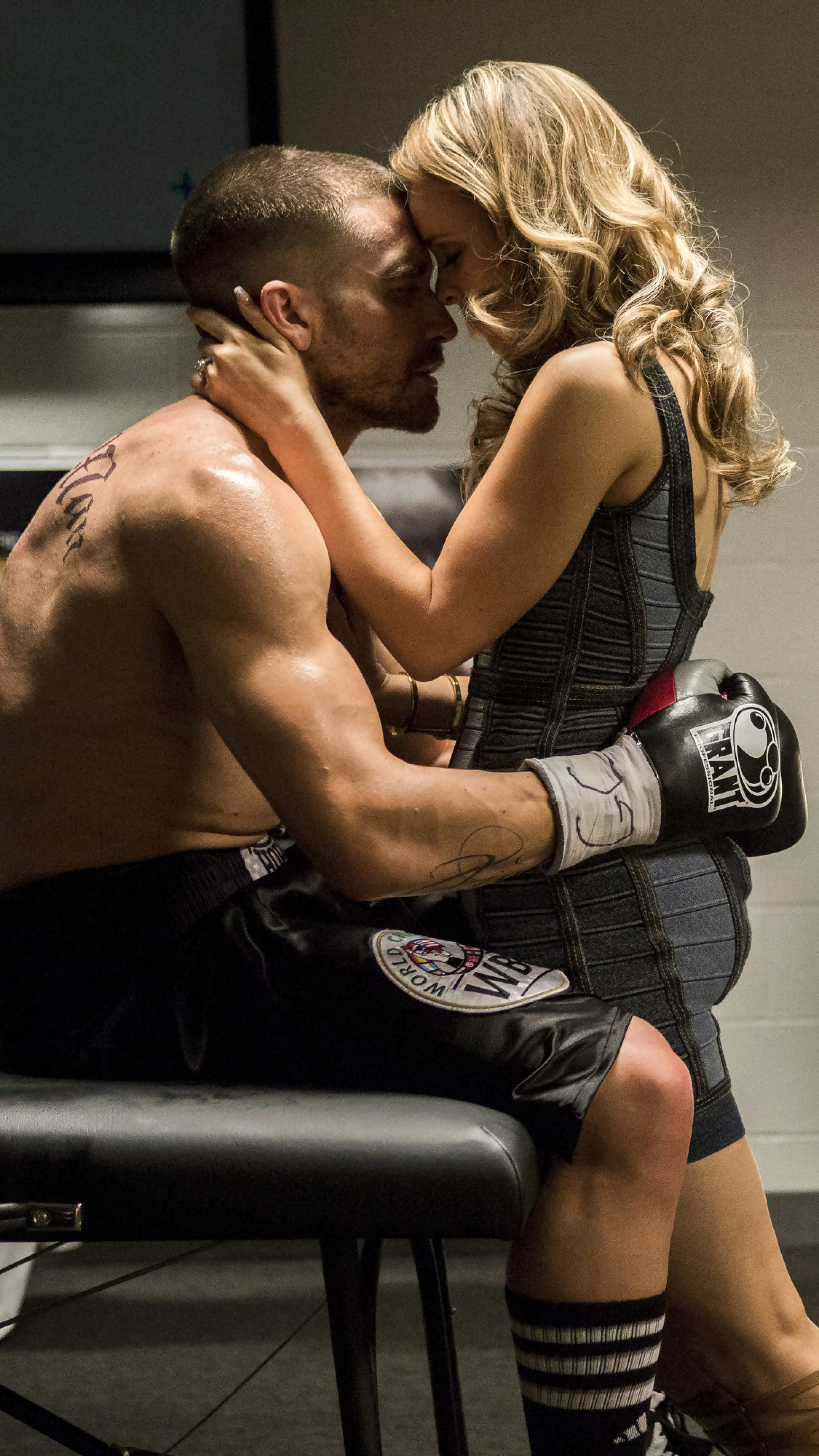 Southpaw, Boxing champion, Emotional journey, Jake Gyllenhaal, 2160x3840 4K Phone