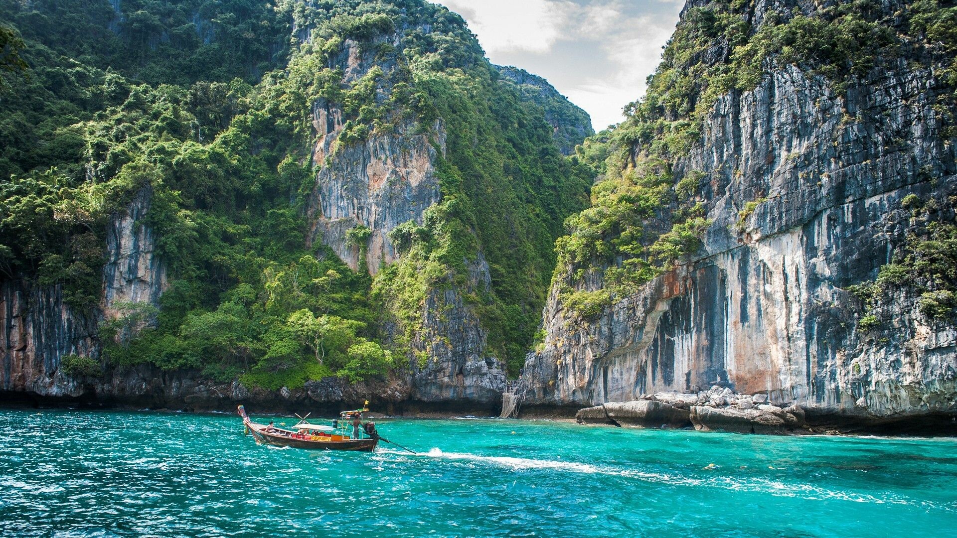 Phi Phi Island, Tropical paradise, Crystal-clear waters, Exotic destination, 1920x1080 Full HD Desktop