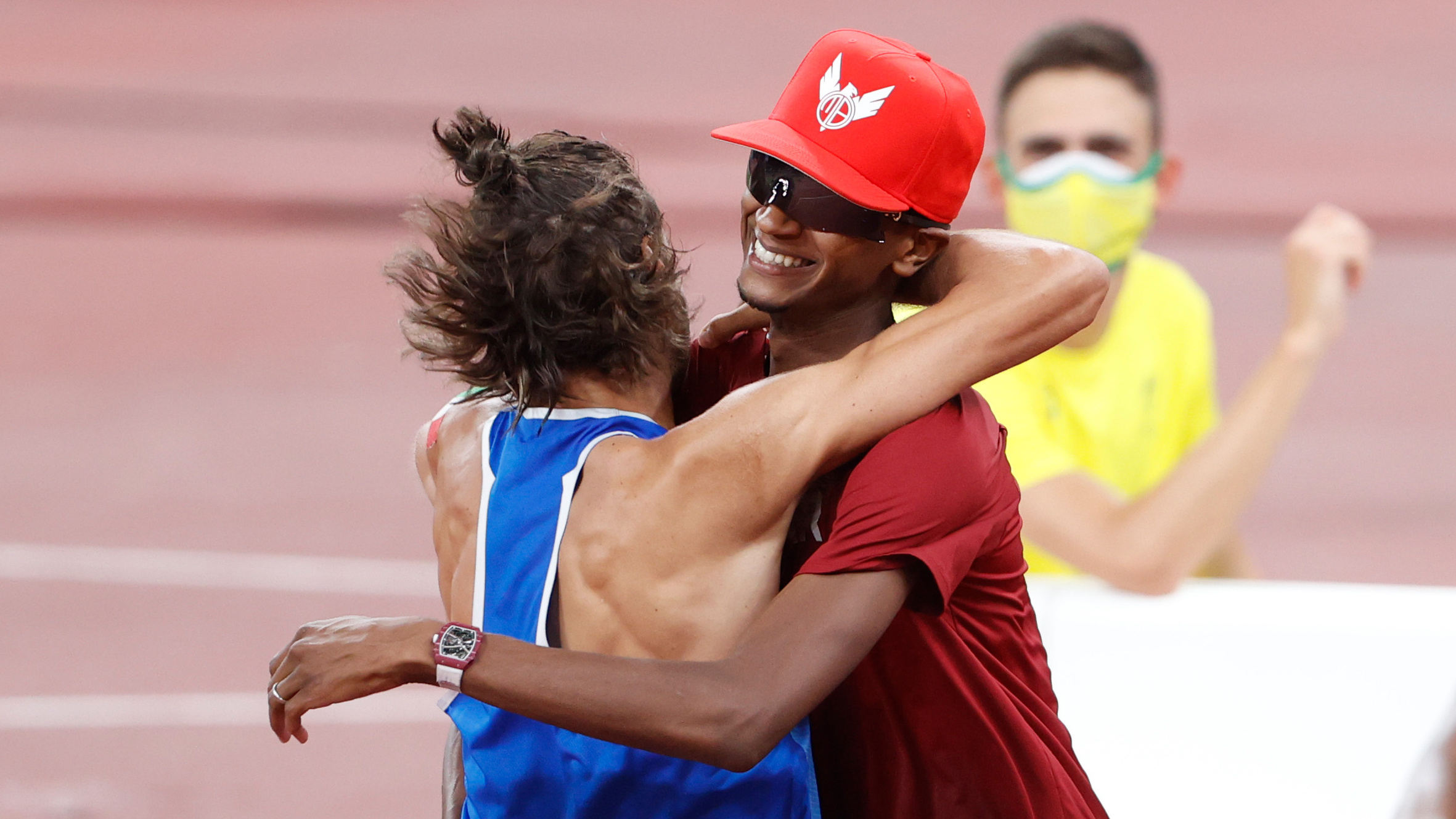 Mutaz Essa Barshim, Tokyo Olympics, Emotional moments, NBC Chicago, 2370x1330 HD Desktop