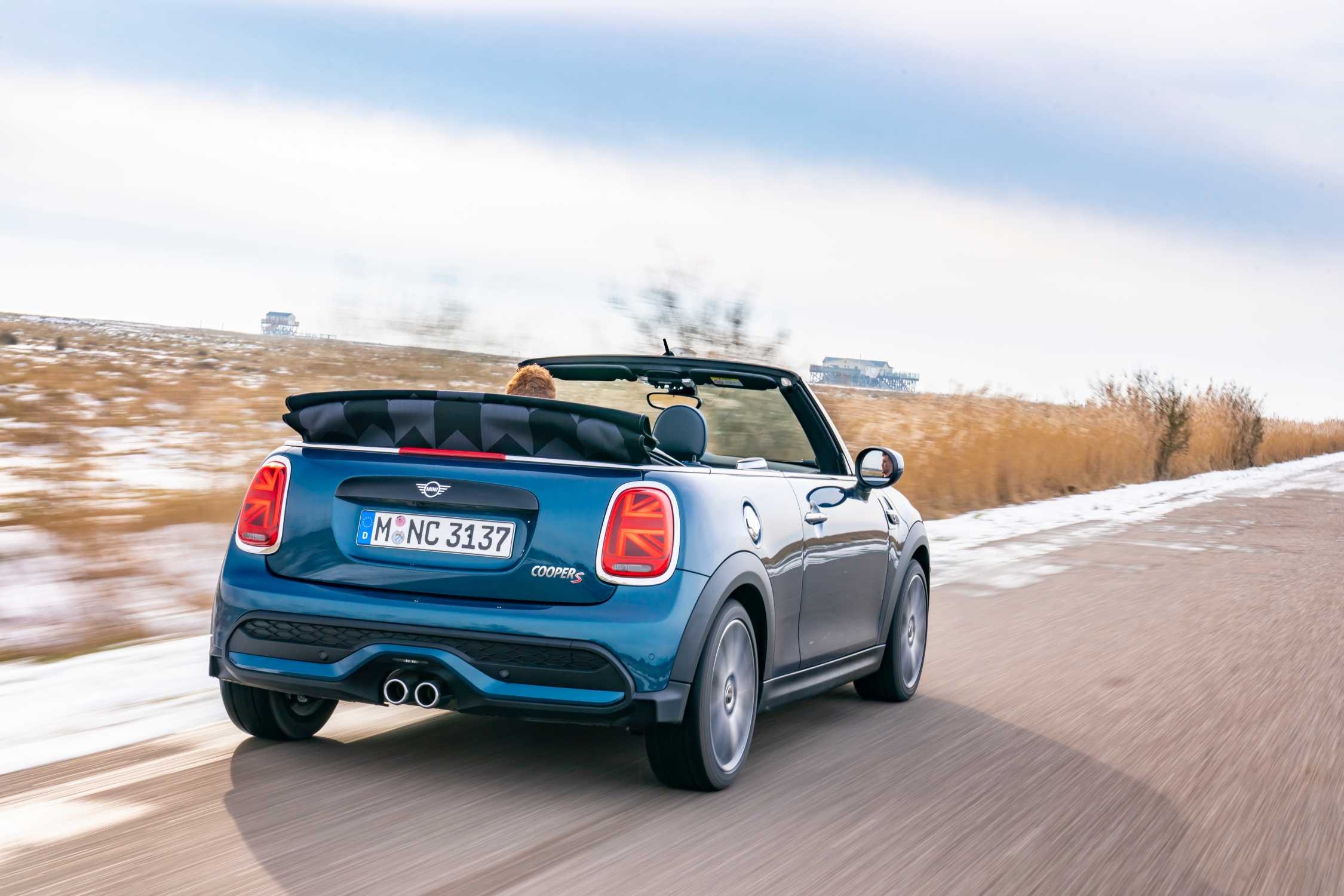 MINI Cooper S Convertible, Sidewalk 032021, MINI, 2250x1500 HD Desktop