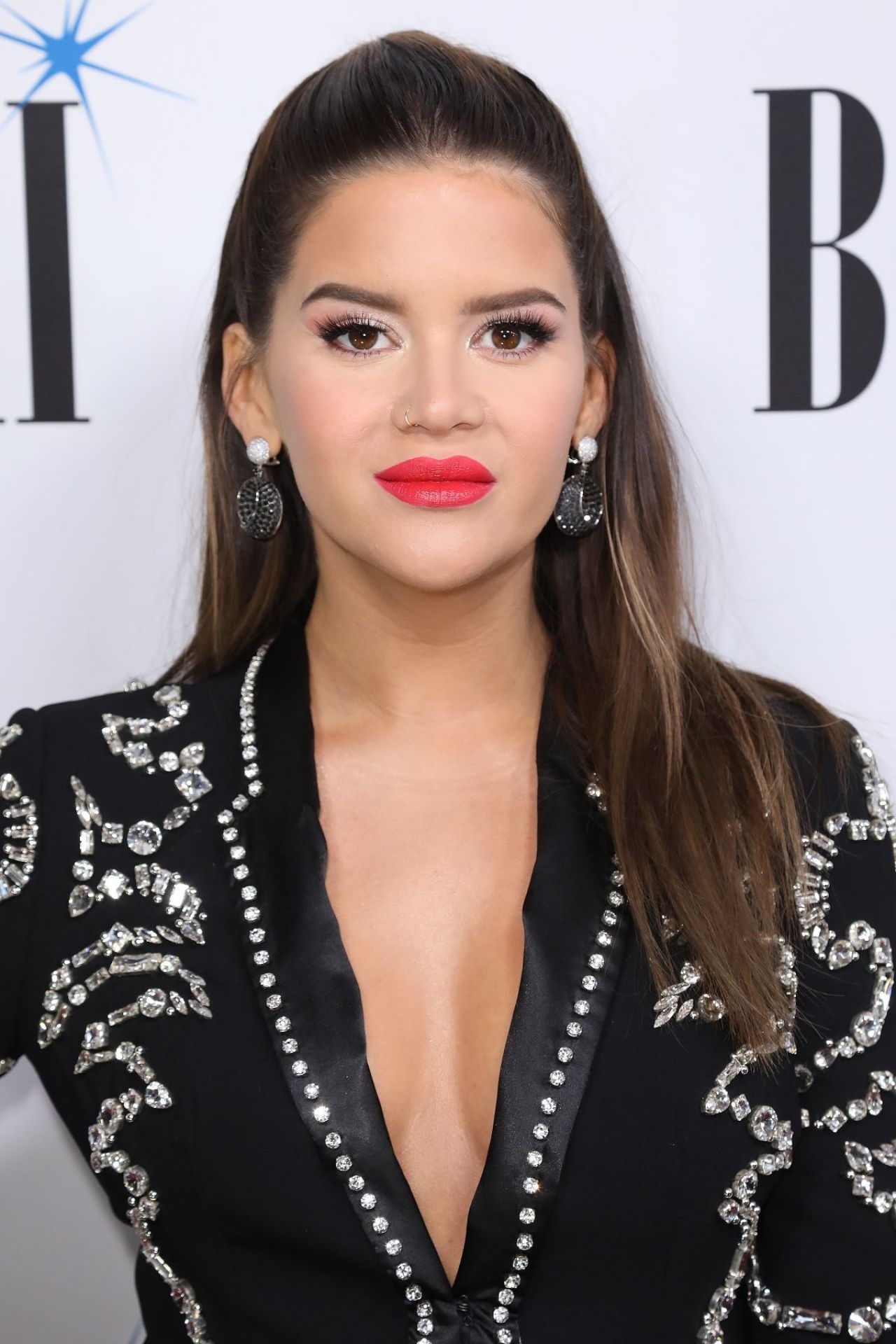 Maren Morris, Music sensation, Free images, Red Dead Redemption 2, 1280x1920 HD Phone