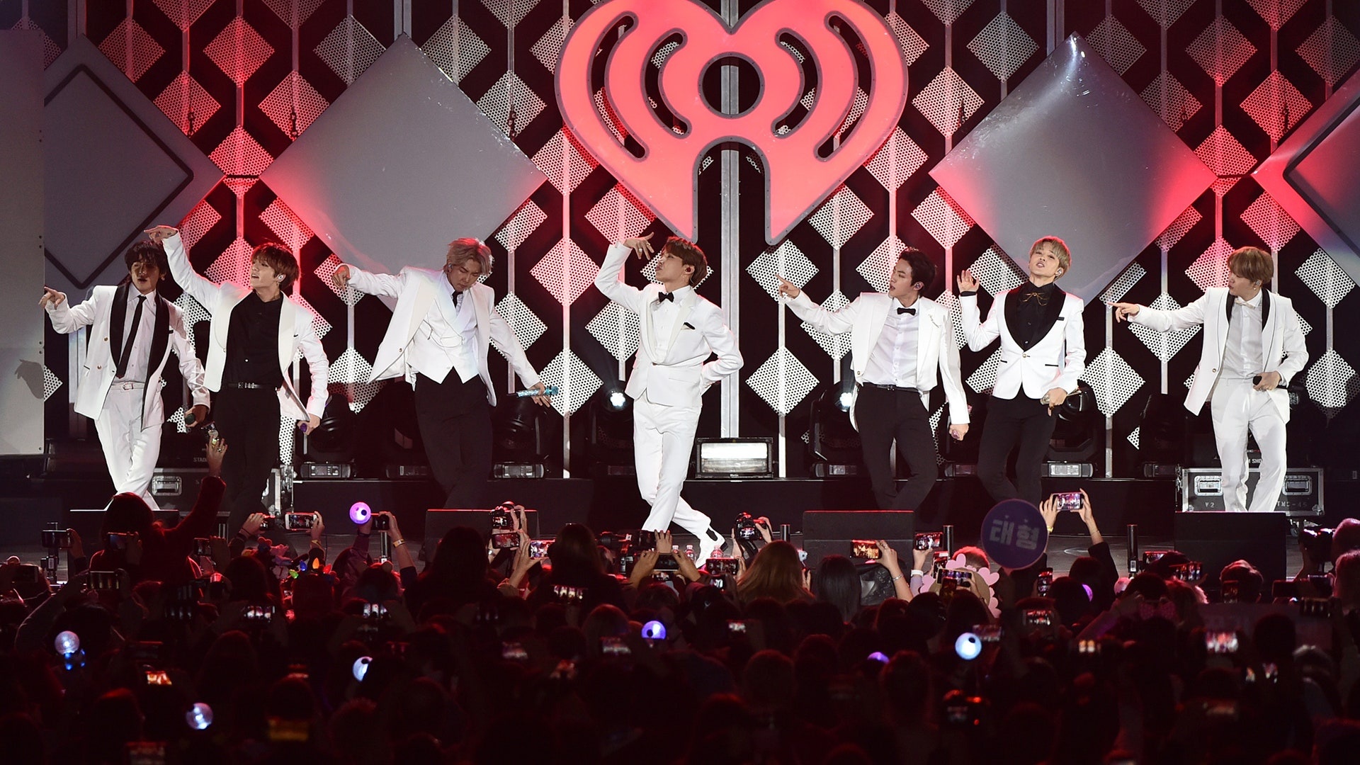Block B, Captivating K-pop visuals, GQ Magazine photoshoot, 1920x1080 Full HD Desktop
