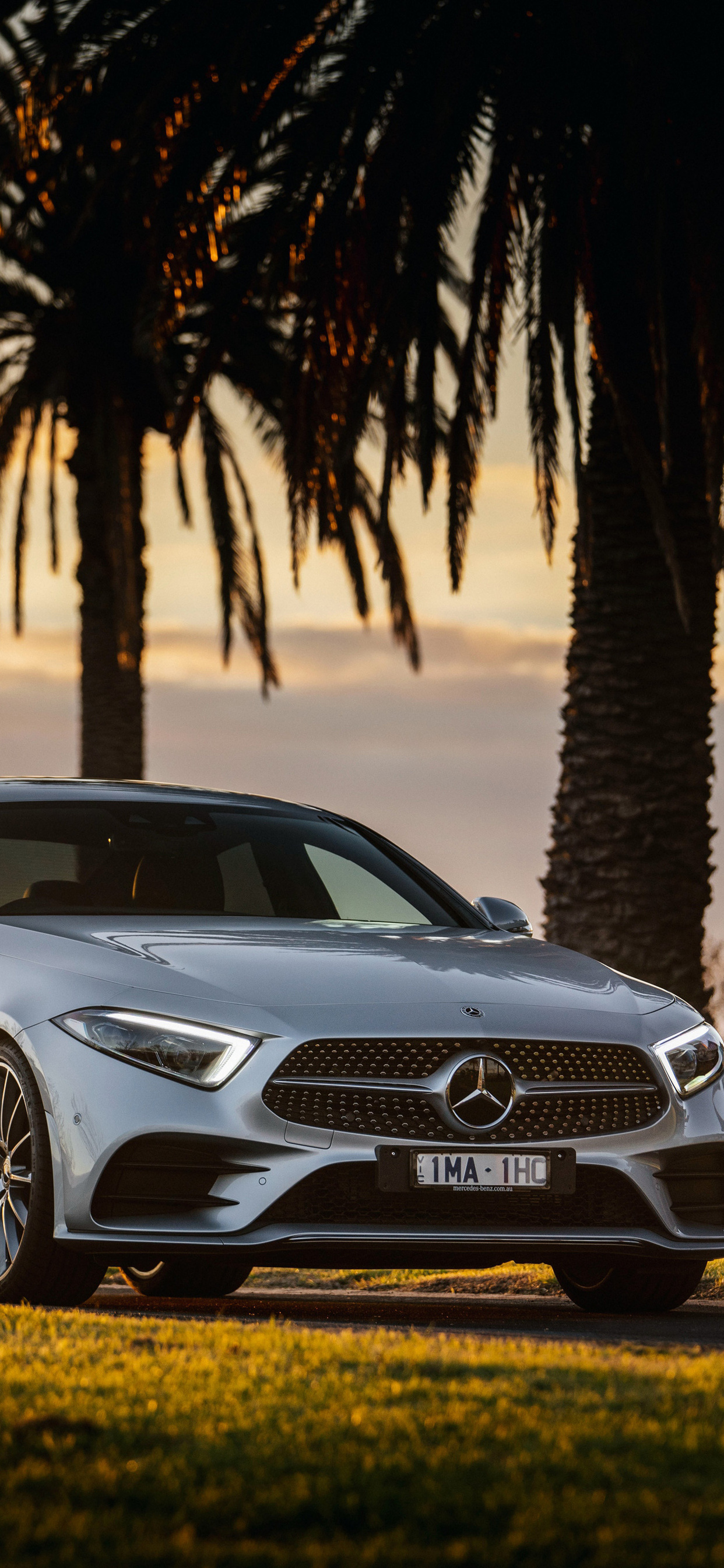 Mercedes-Benz CLS 450 4MATIC, AMG Line, 2018, iPhone XS Max, 1250x2690 HD Phone