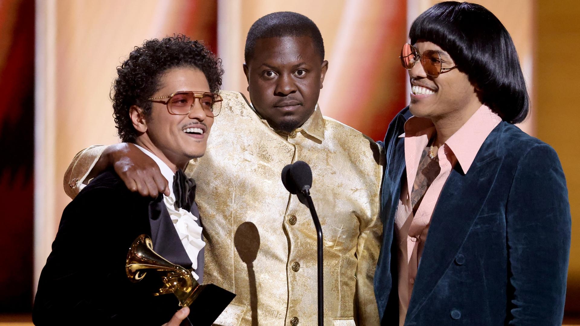 Bruno Mars, Grammy winner, Debut performance, Germany, 1920x1080 Full HD Desktop