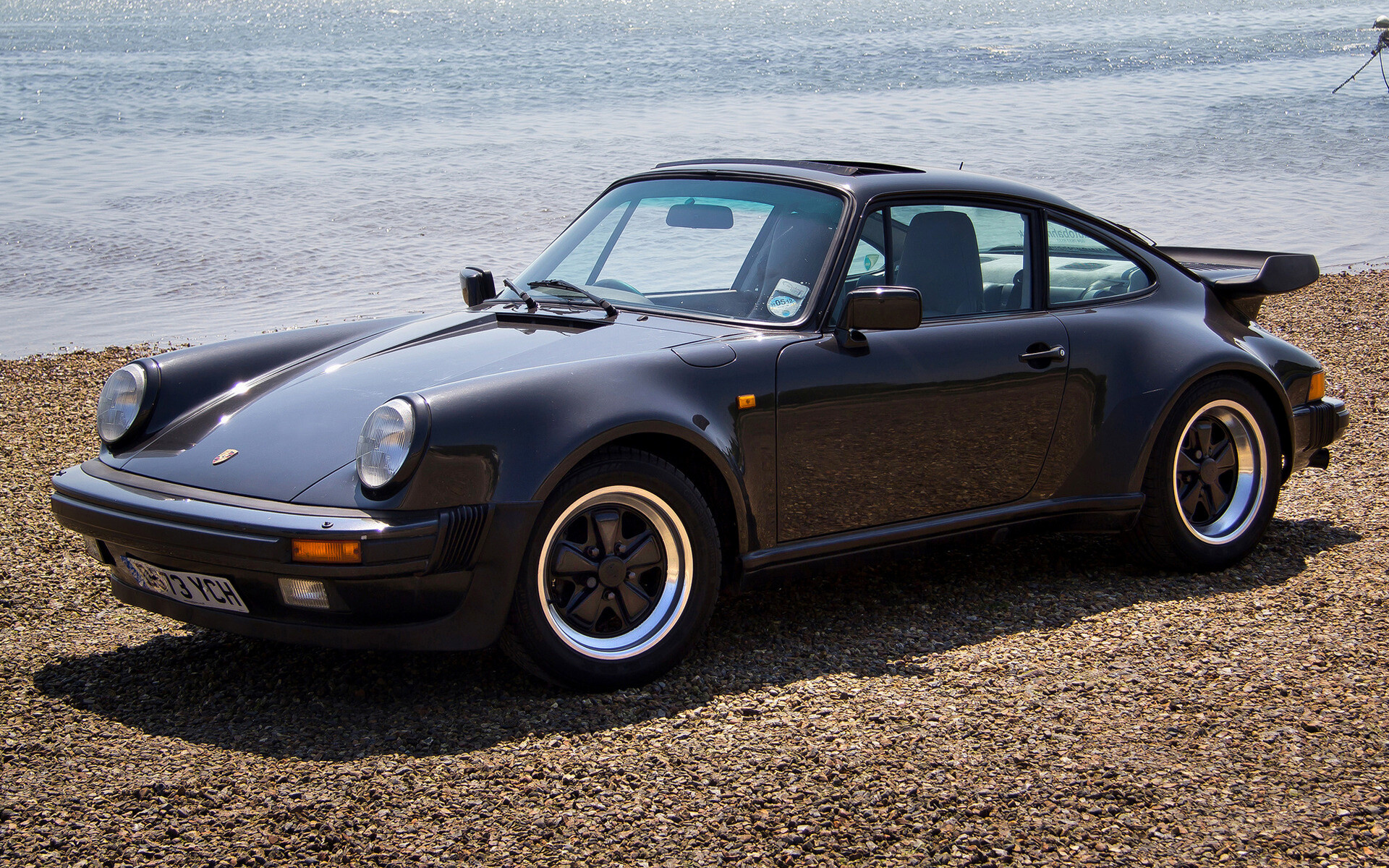 Carrera 1984, Porsche 911 Wallpaper, 1920x1200 HD Desktop