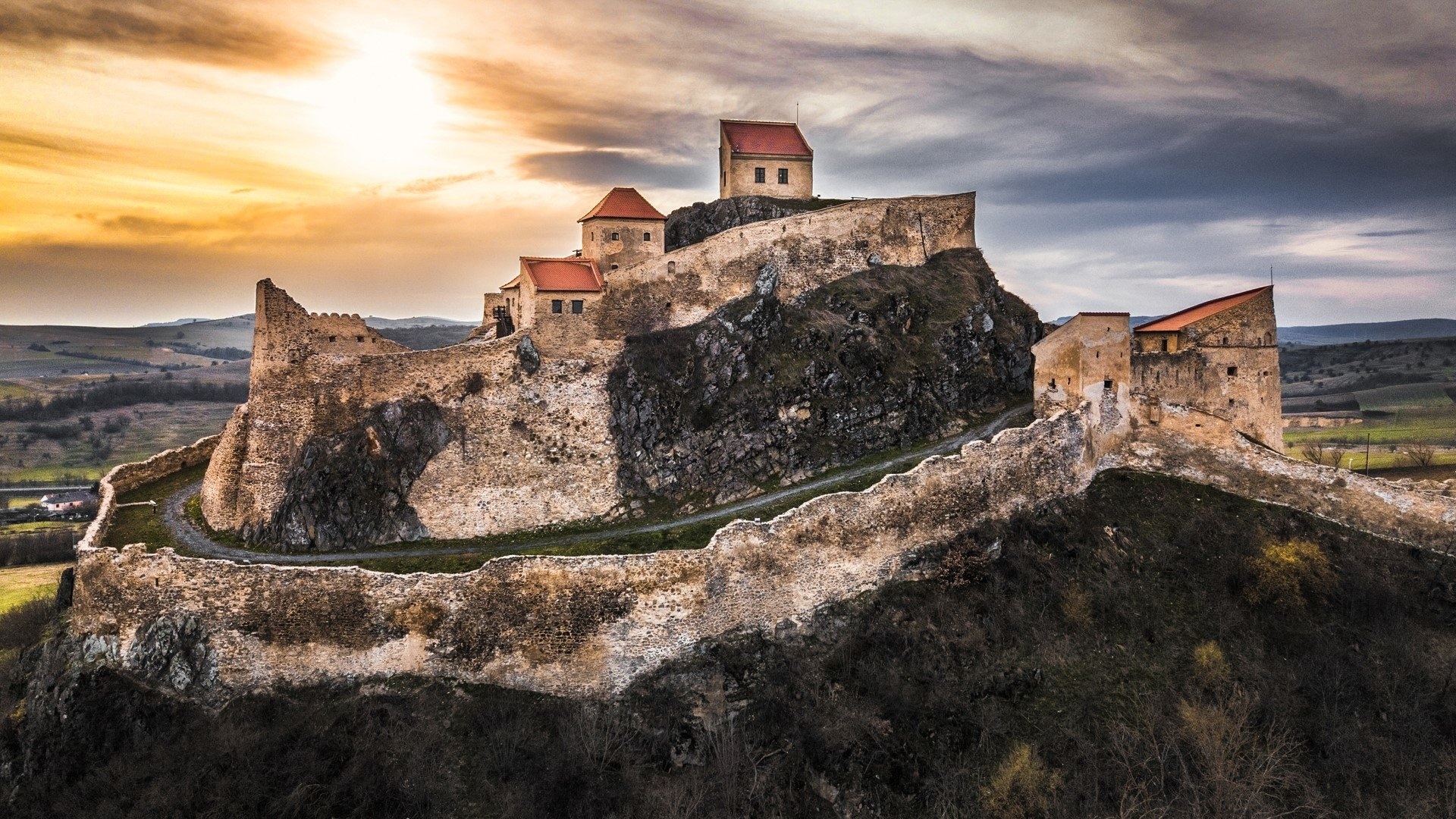 Sunset over Rupea Citadel, Romania travels, 1920x1080 Full HD Desktop