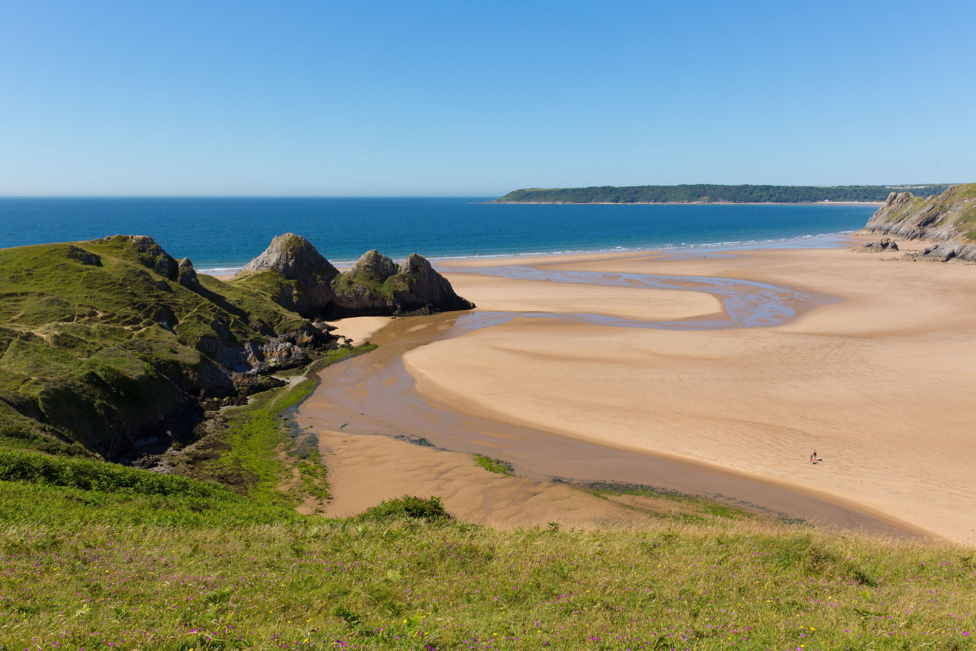 Gower Peninsula, Seaside cottages, Beachside retreats, Coastal charm, 1920x1280 HD Desktop