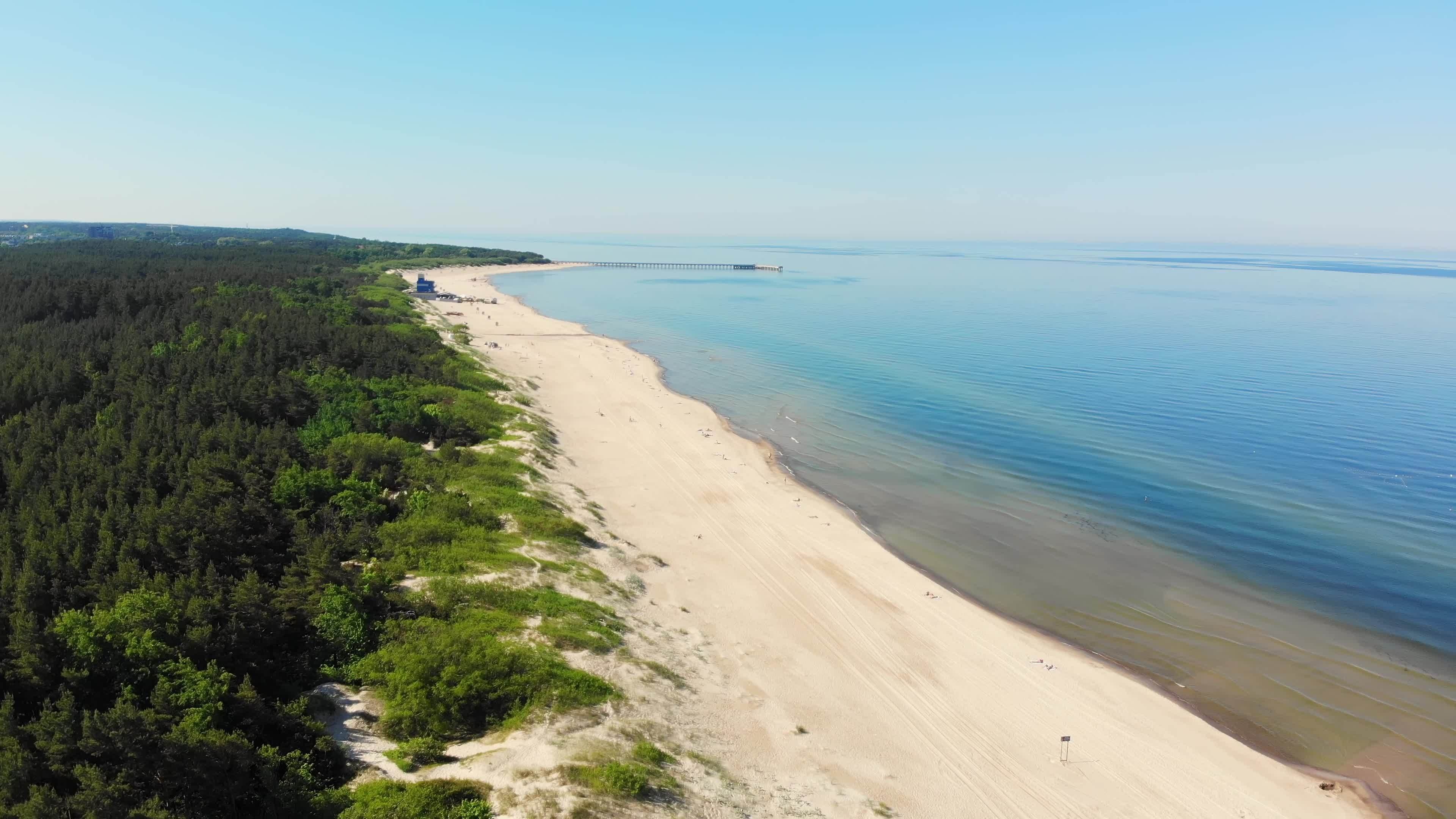 Sandy coastline in Palanga, Famous bridge landmark, Lithuania's summer beach, Vacation destination, 3840x2160 4K Desktop