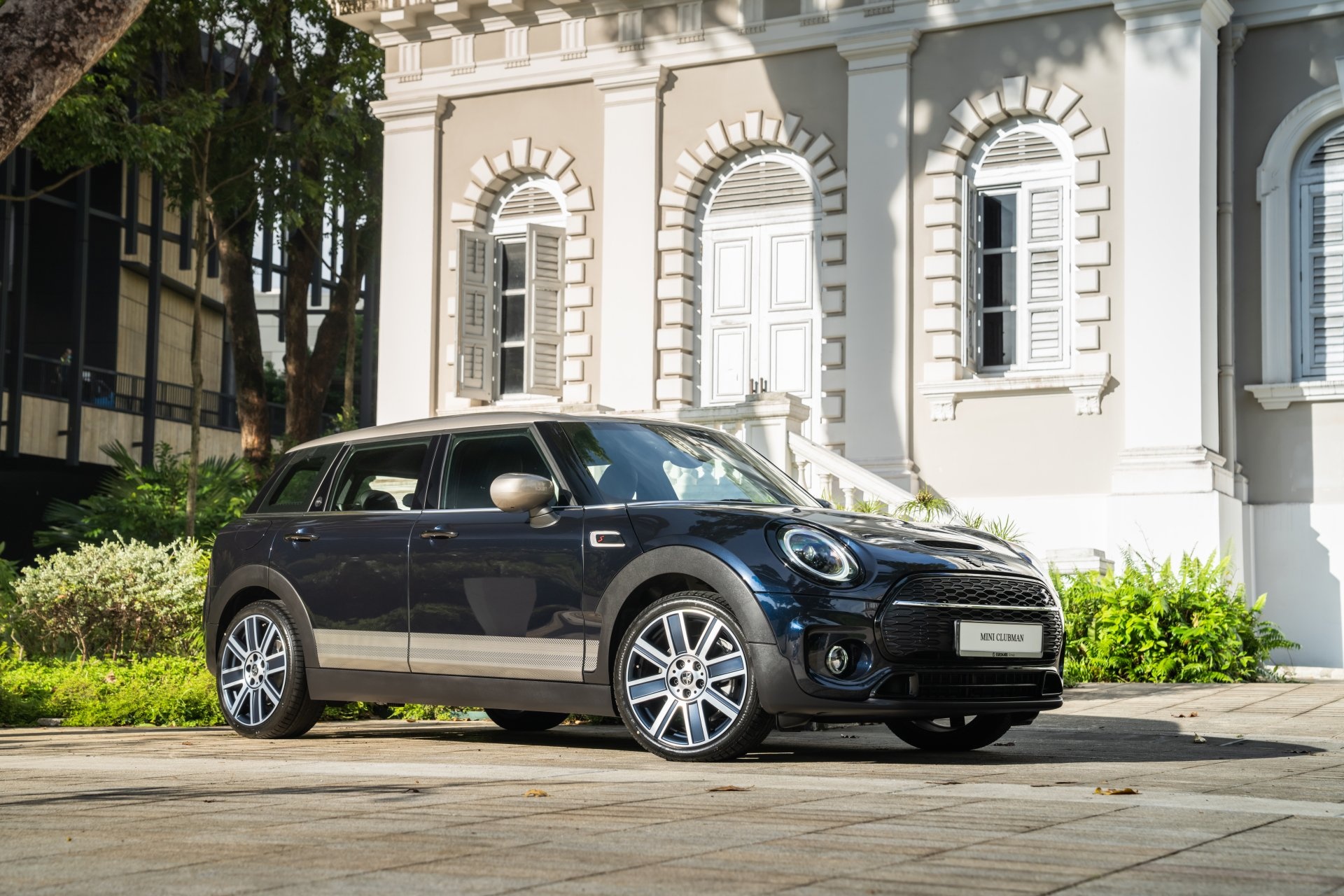 MINI Clubman, Cooper S model, Sleek design, Auto perfection, 1920x1280 HD Desktop