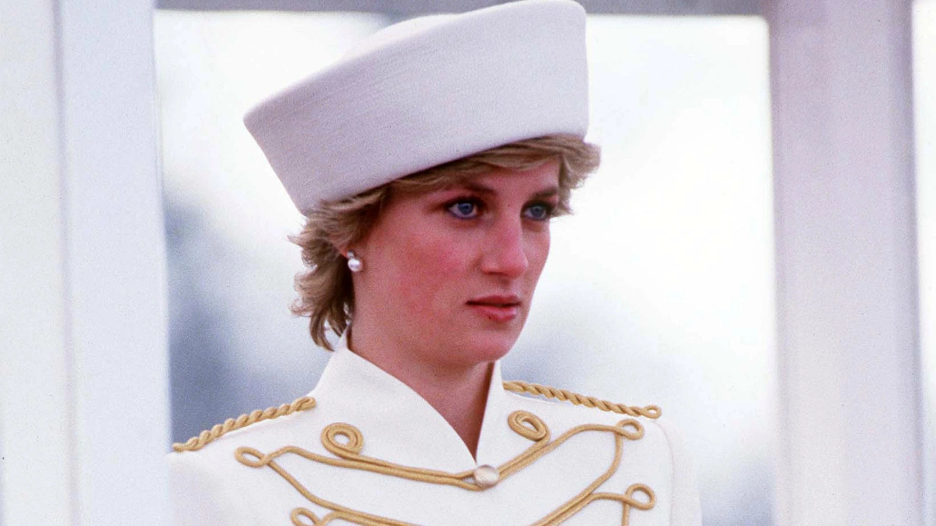 Princess Diana's life, Amazing photos, SheKnows, 1920x1080 Full HD Desktop