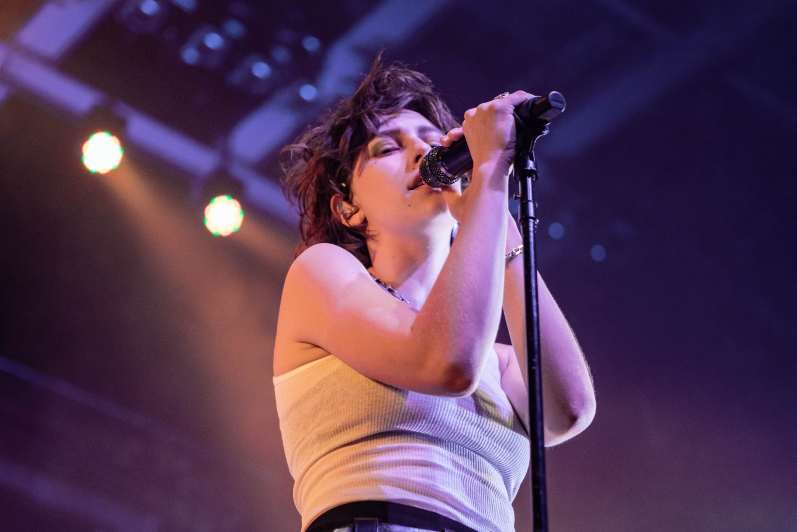 King Princess, St. Louis concert photos, BTS shots, 2560x1710 HD Desktop