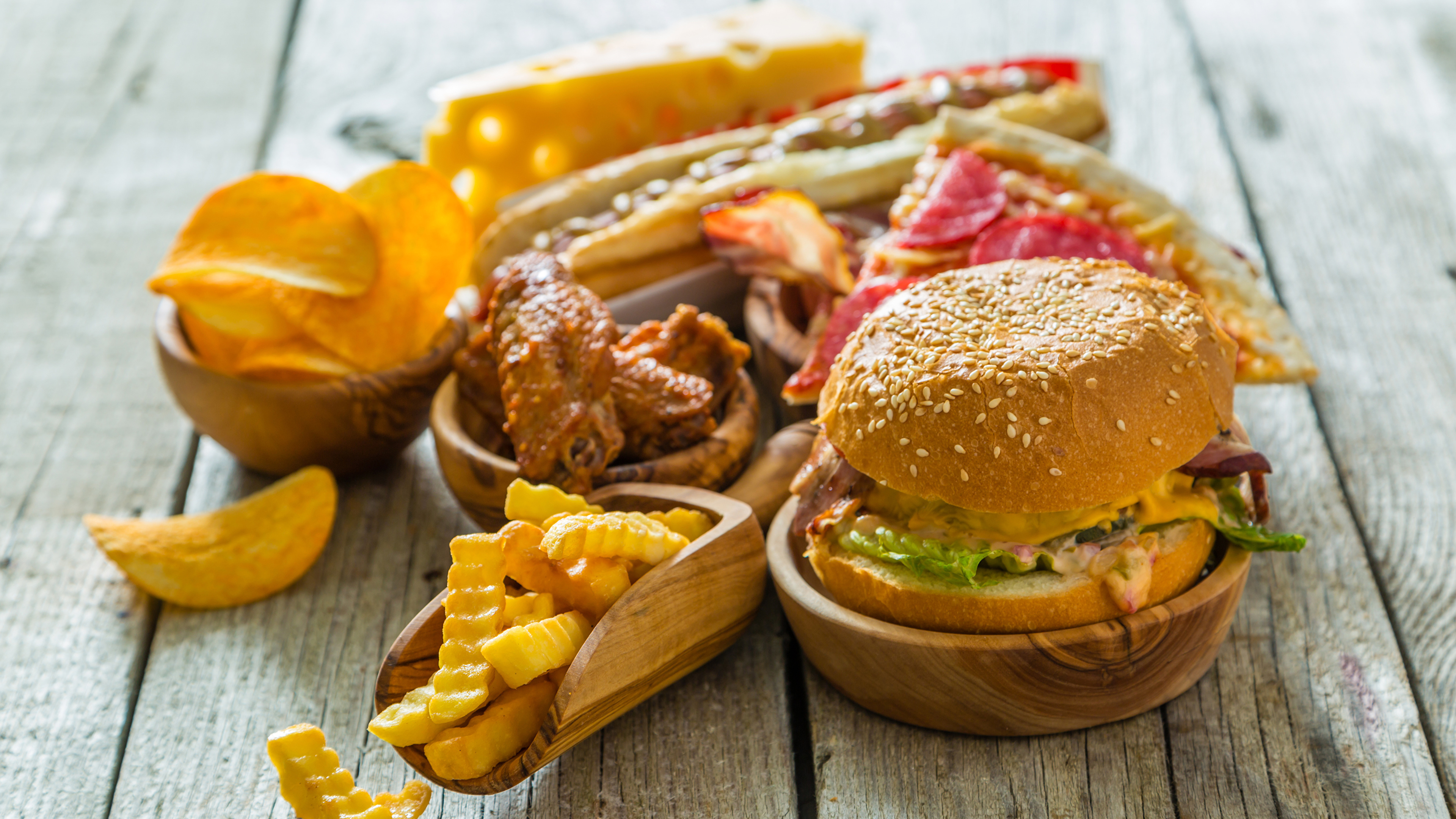 Burger artistry, Crispy lettuce garnish, Handheld delight, Irresistible temptation, 3840x2160 4K Desktop