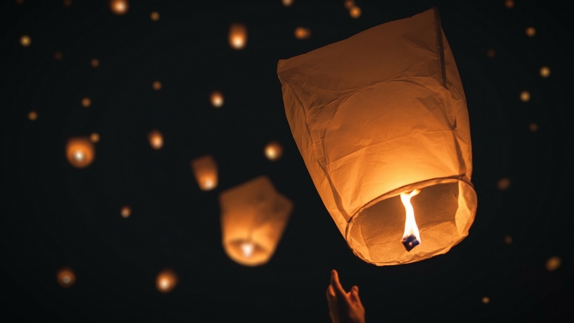 Night sky lanterns, Ethereal atmosphere, Floating wishes, Magical sight, 1920x1080 Full HD Desktop