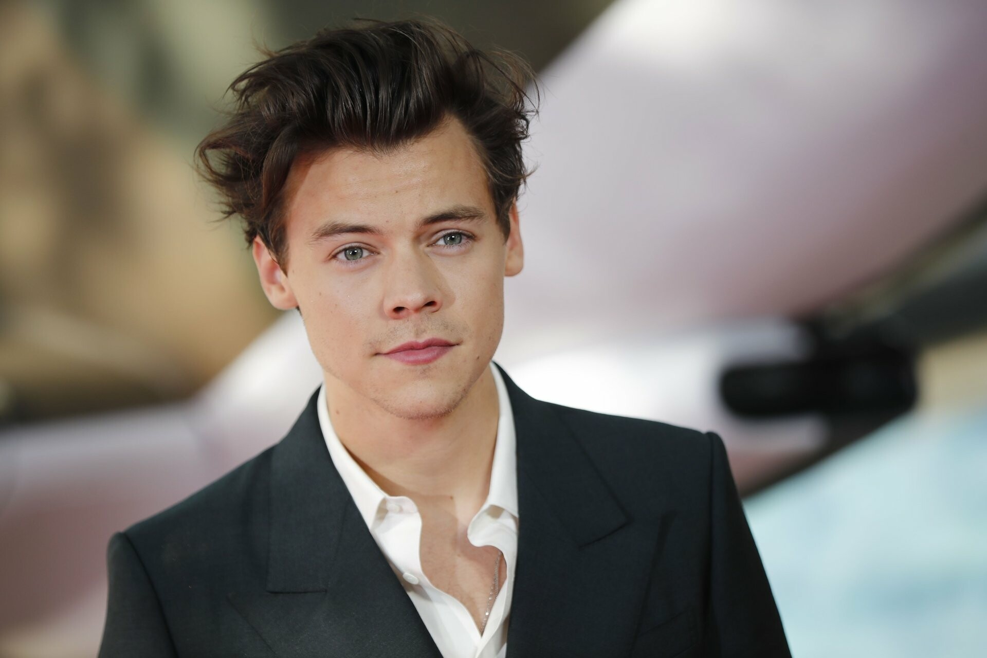 Harry Styles, Ultra HD wallpapers, Backgrounds, Trendy, 1920x1280 HD Desktop