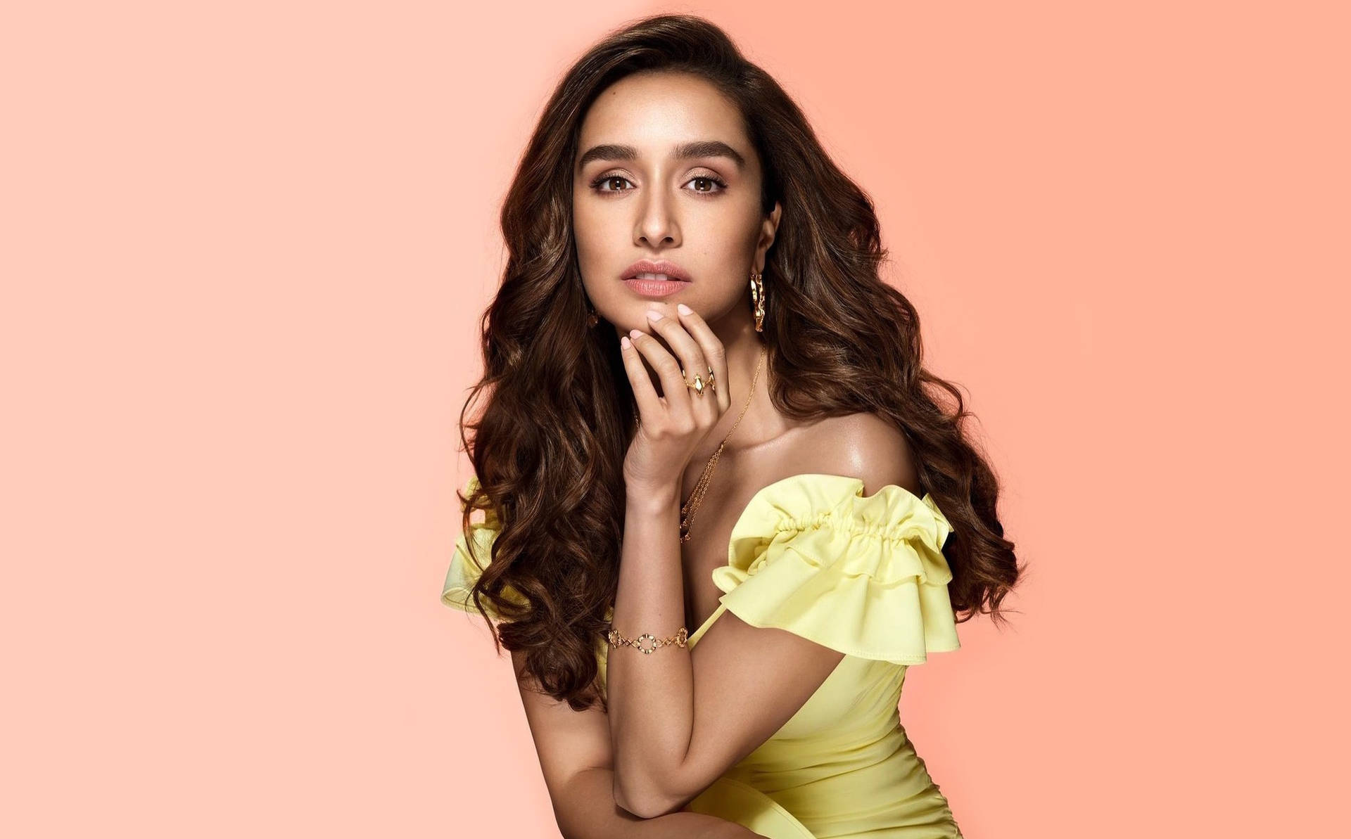 Shraddha Kapoor, yellow ruffled off-shoulder dress, peach studio backdrop, HD Desktop wallpaper