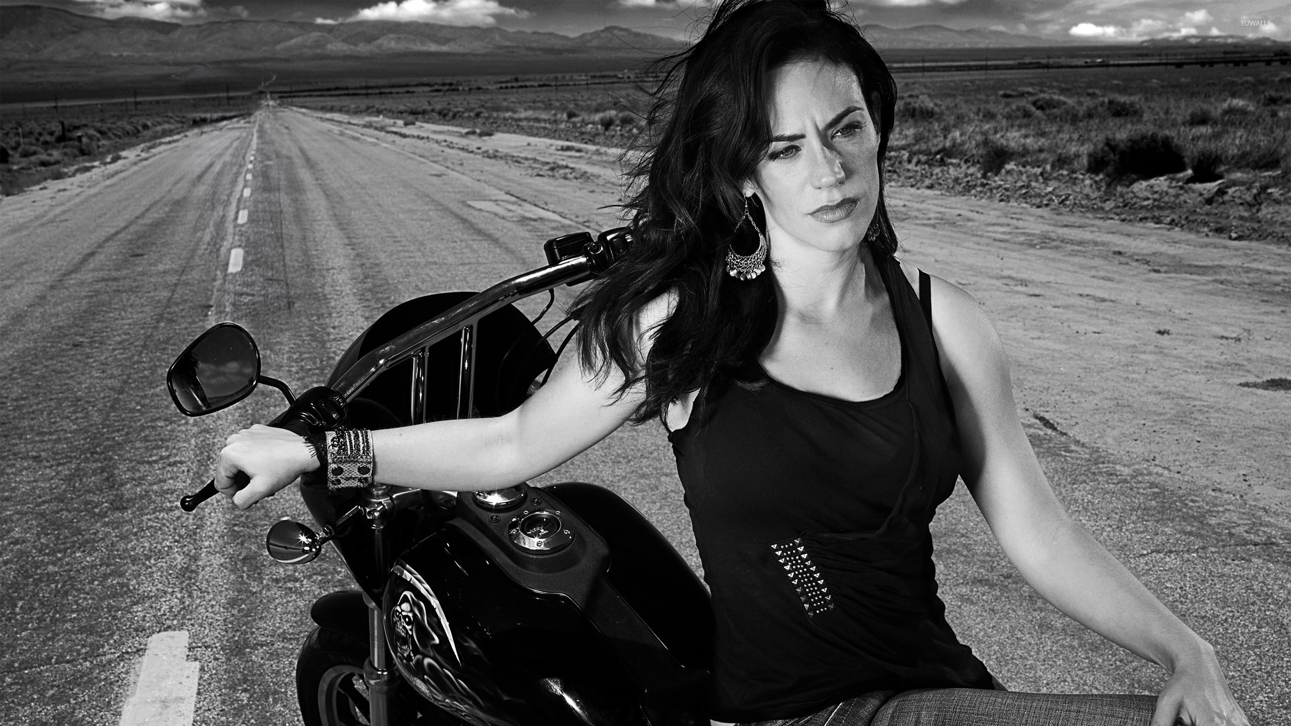 Maggie Siff as Tara Knowles, Harley-Davidson motorcycle, Desert highway, HD Desktop wallpaper