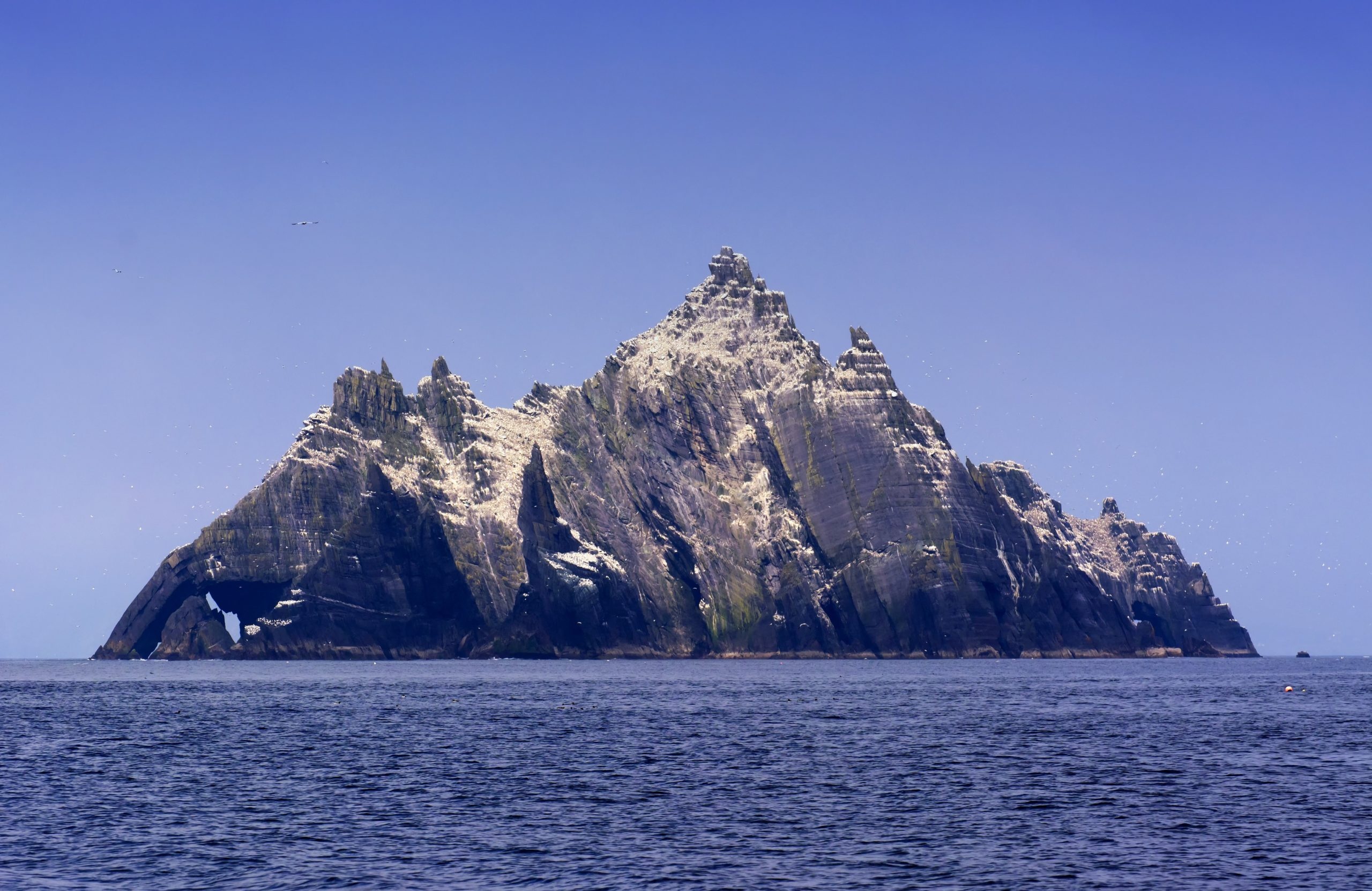 Skellig Michael, Little Skellig guide, Seabird sanctuary, Natural wonder, 2560x1670 HD Desktop