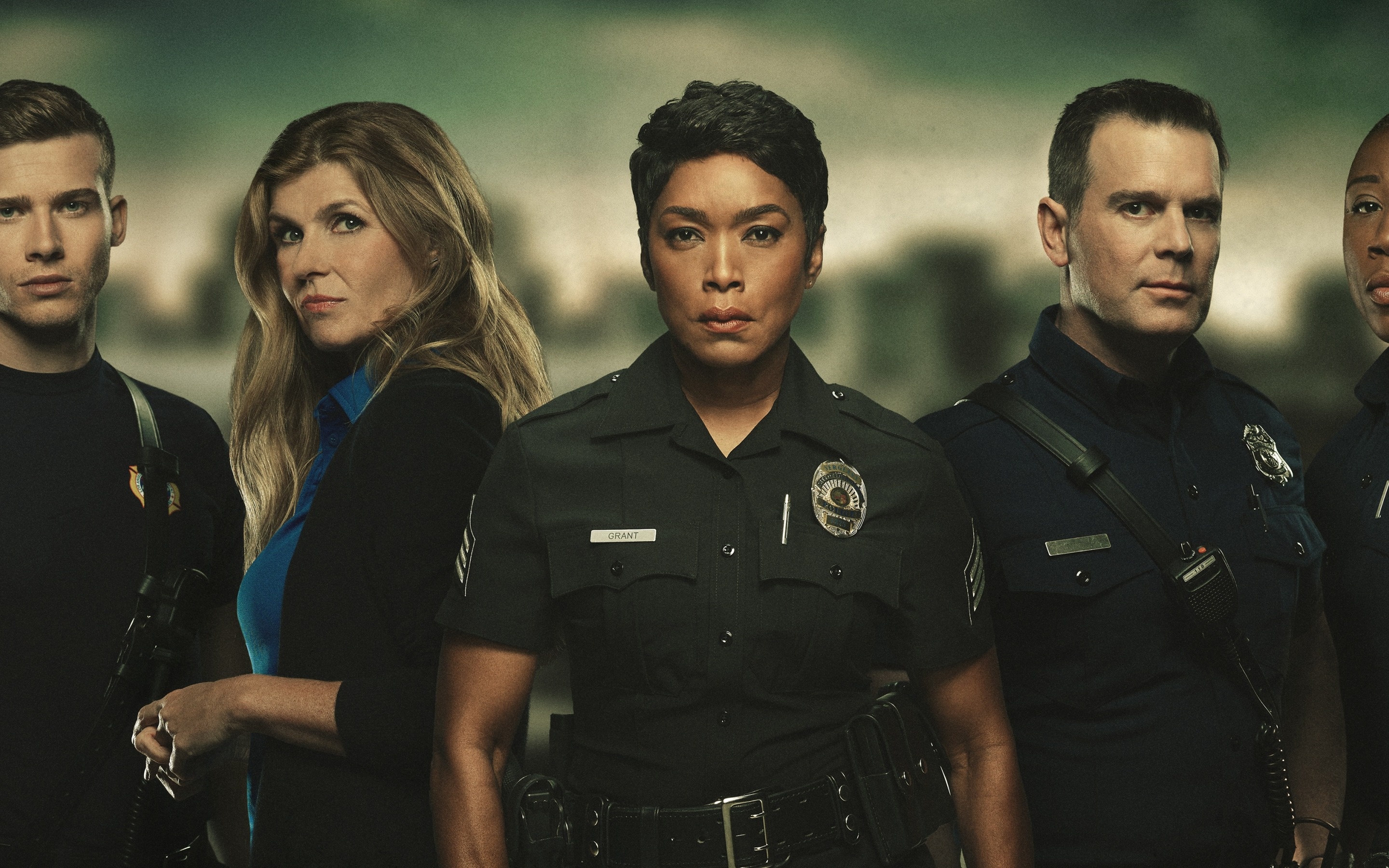 Fox series 9-1-1, Angela Bassett Wallpaper, 2880x1800 HD Desktop