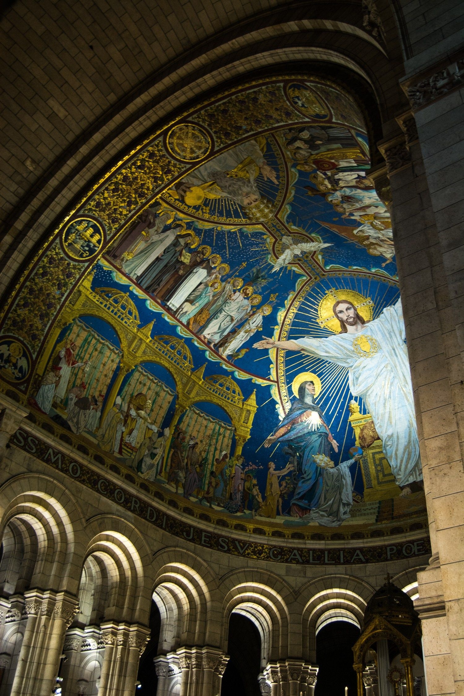 Montmartre's gorgeous Sacre Coeur, Paris, Travel, Basilica, 1500x2250 HD Phone