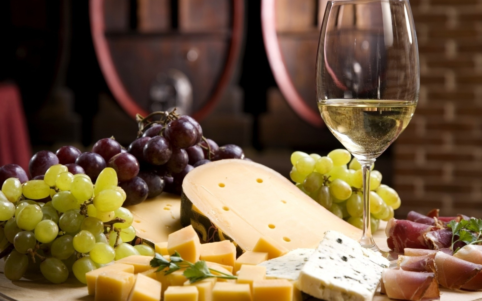 Cheese pairing, Wine lovers' delight, Grape varieties, Visual finesse, 1920x1200 HD Desktop