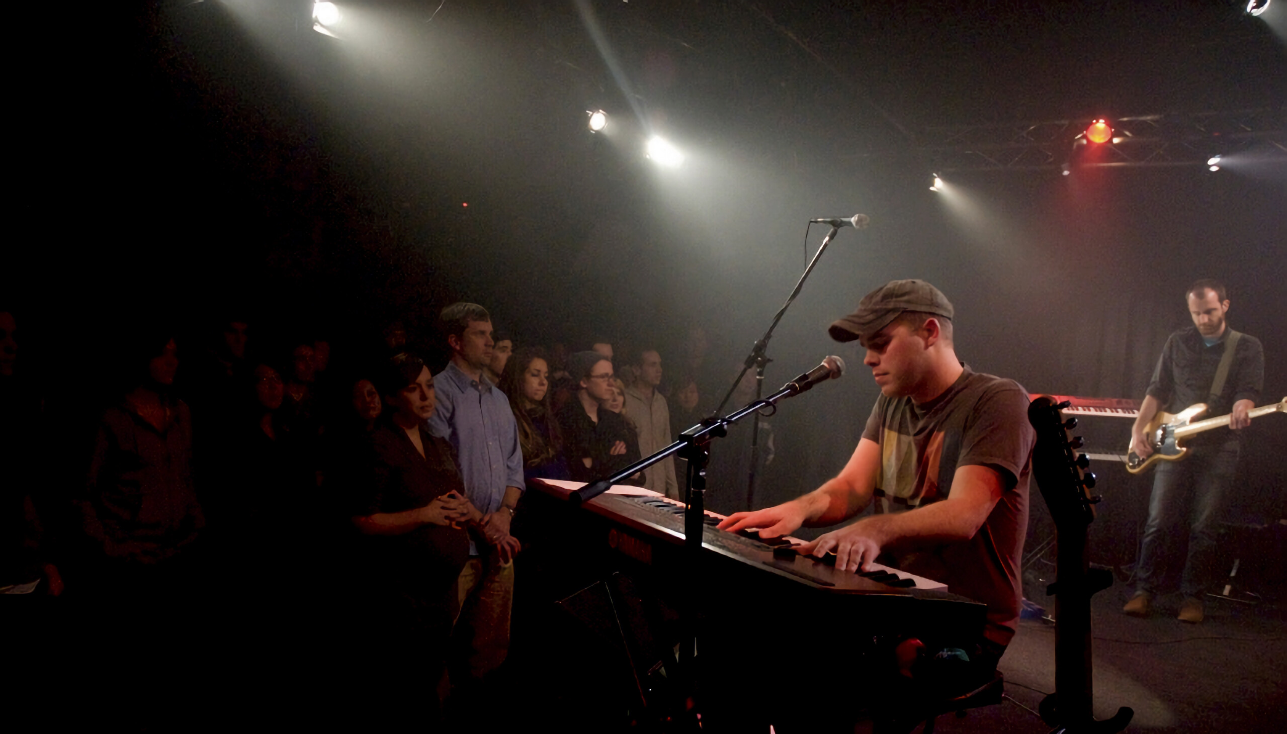 Captivating stage presence, Dynamic songwriting, Diverse musicality, Engaging live performances, 2560x1460 HD Desktop