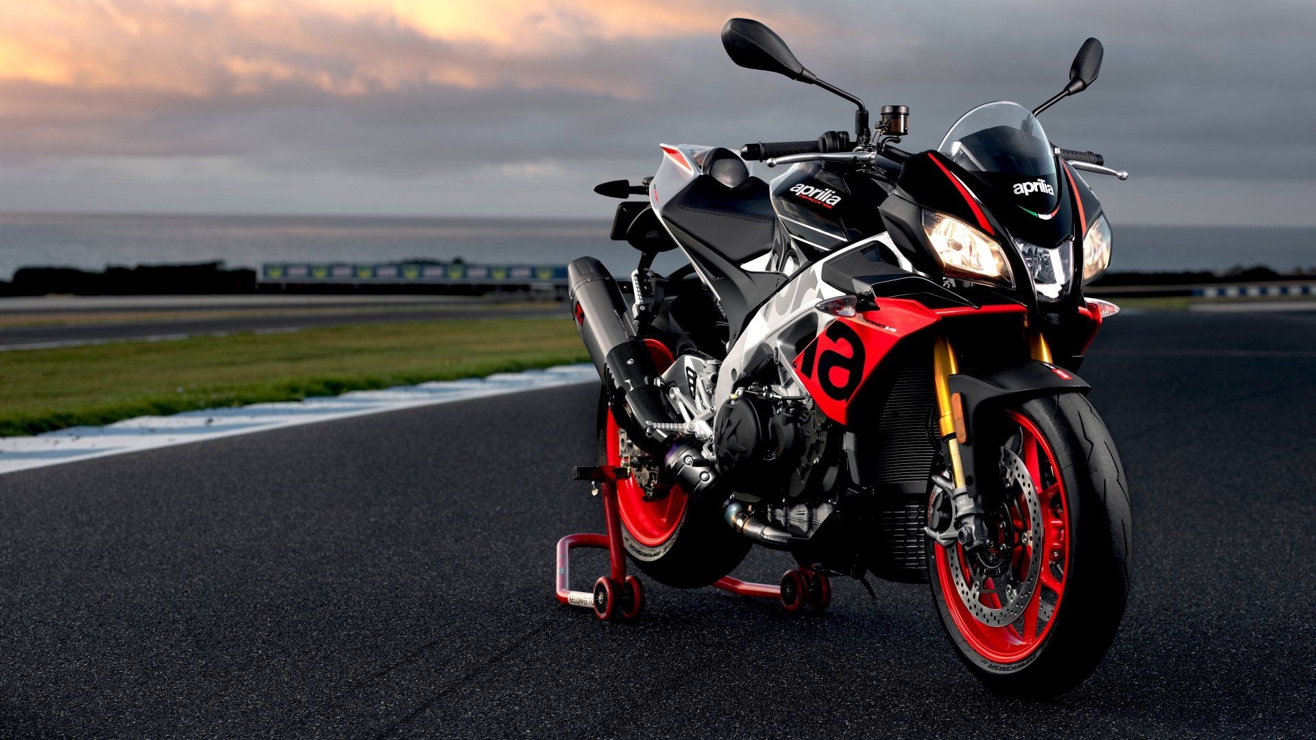 Aprilia Tuono V4, Auto wallpaper, Top free backgrounds, 1920x1080 Full HD Desktop