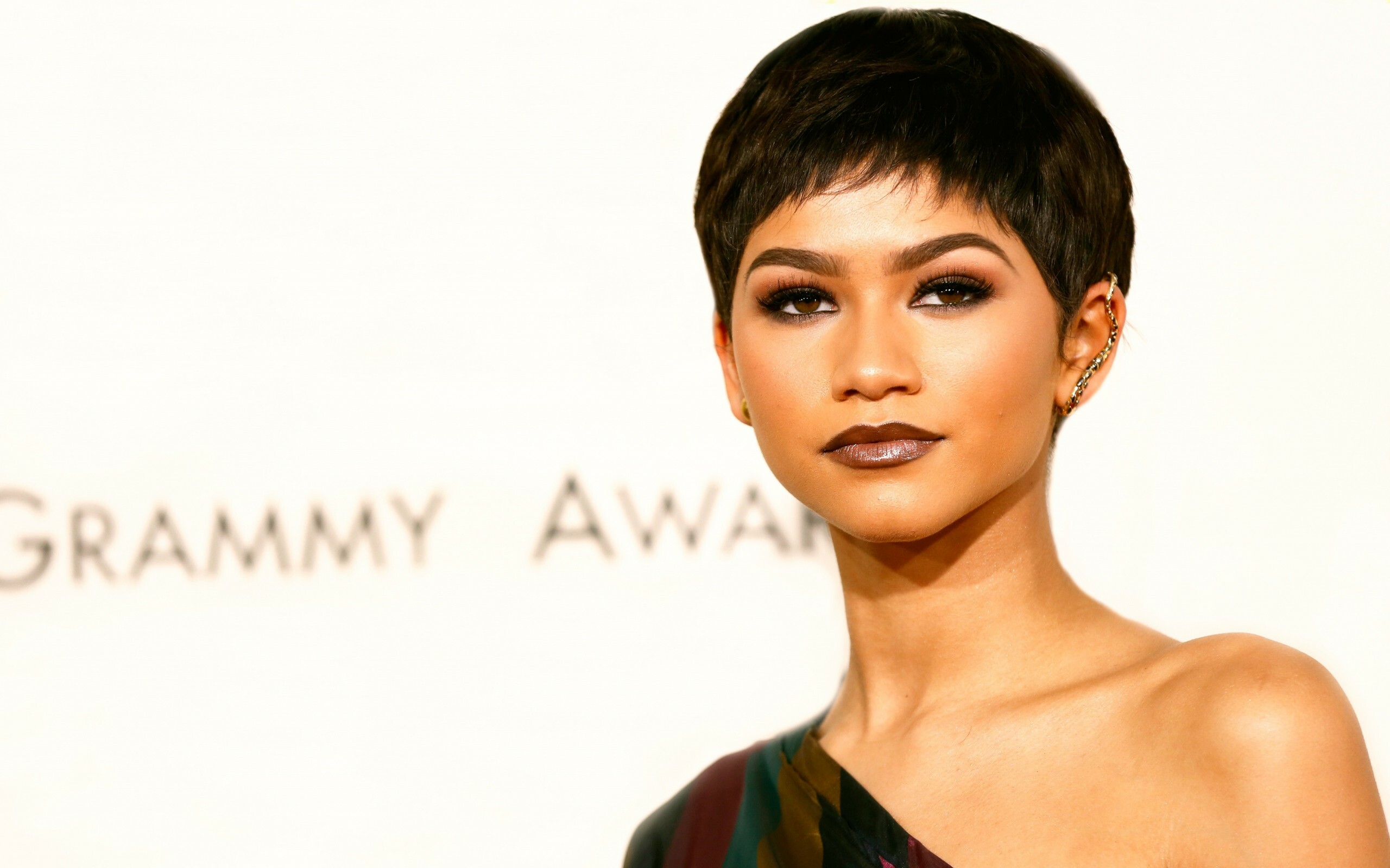 Zendaya, Multi-talented performer, Music wallpapers, Vibrant images, 2560x1600 HD Desktop