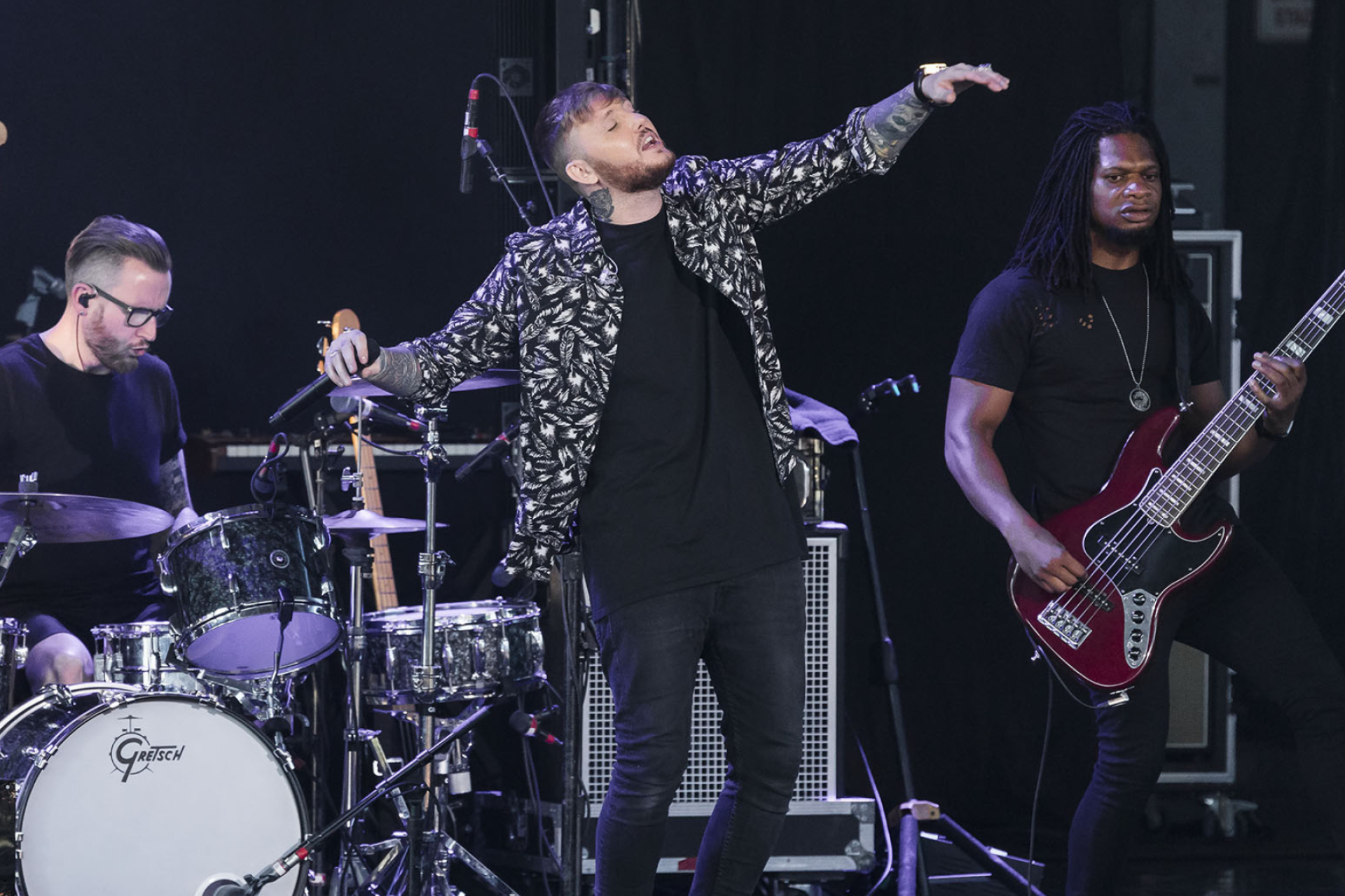 James Arthur, One Republic tour, Fitz and the Tantrums, Toronto concert, 1920x1280 HD Desktop