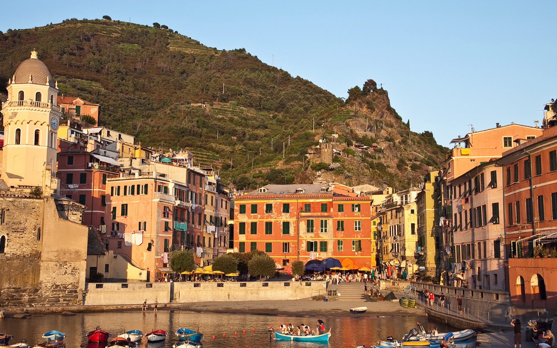 Cinque Terre, Rusty forest, Wallpaper world, 1920x1200 HD Desktop