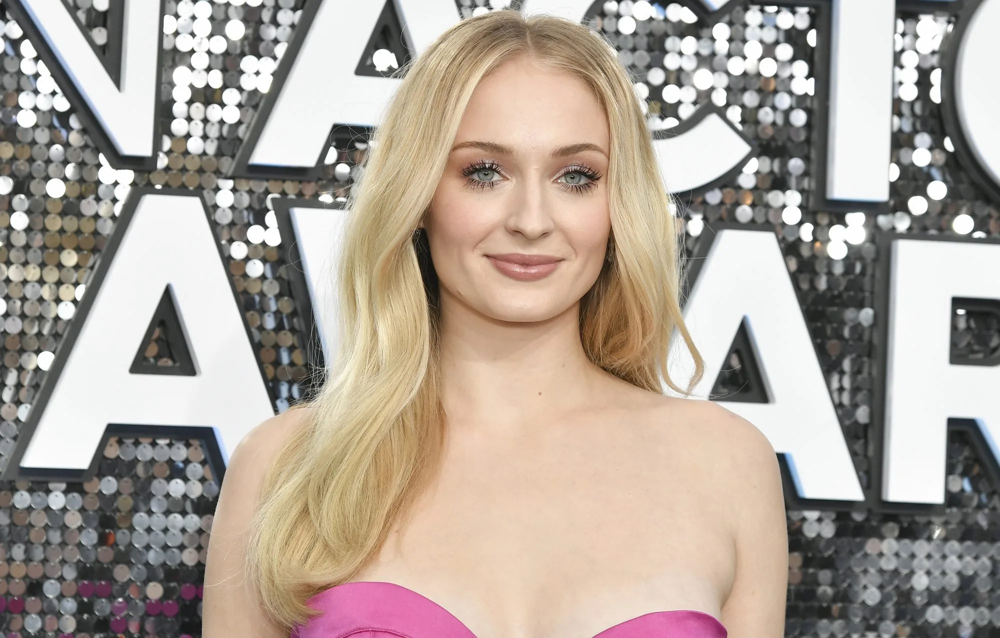 The Staircase TV series, Sophie Turner, HBO Max, 2000x1280 HD Desktop