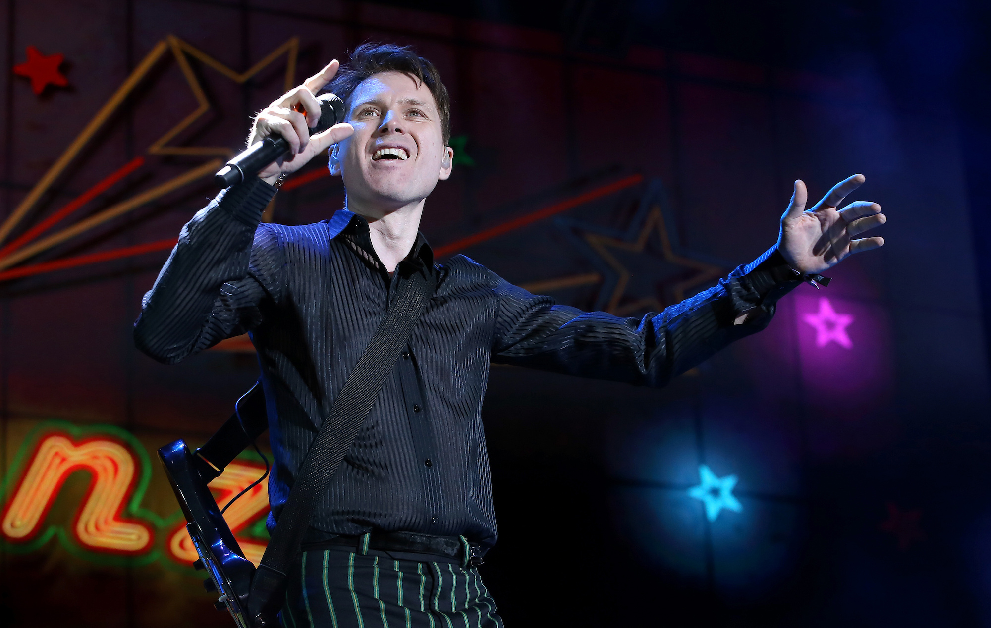 Festival Corona Capital 2019, Alex Kapranos Wallpaper, 2000x1270 HD Desktop