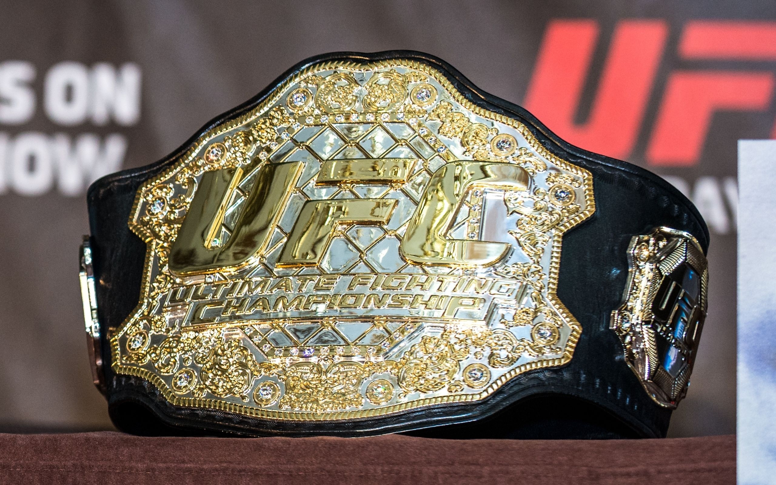 UFC Belt, Mixed Martial Arts Wallpaper, 2560x1600 HD Desktop